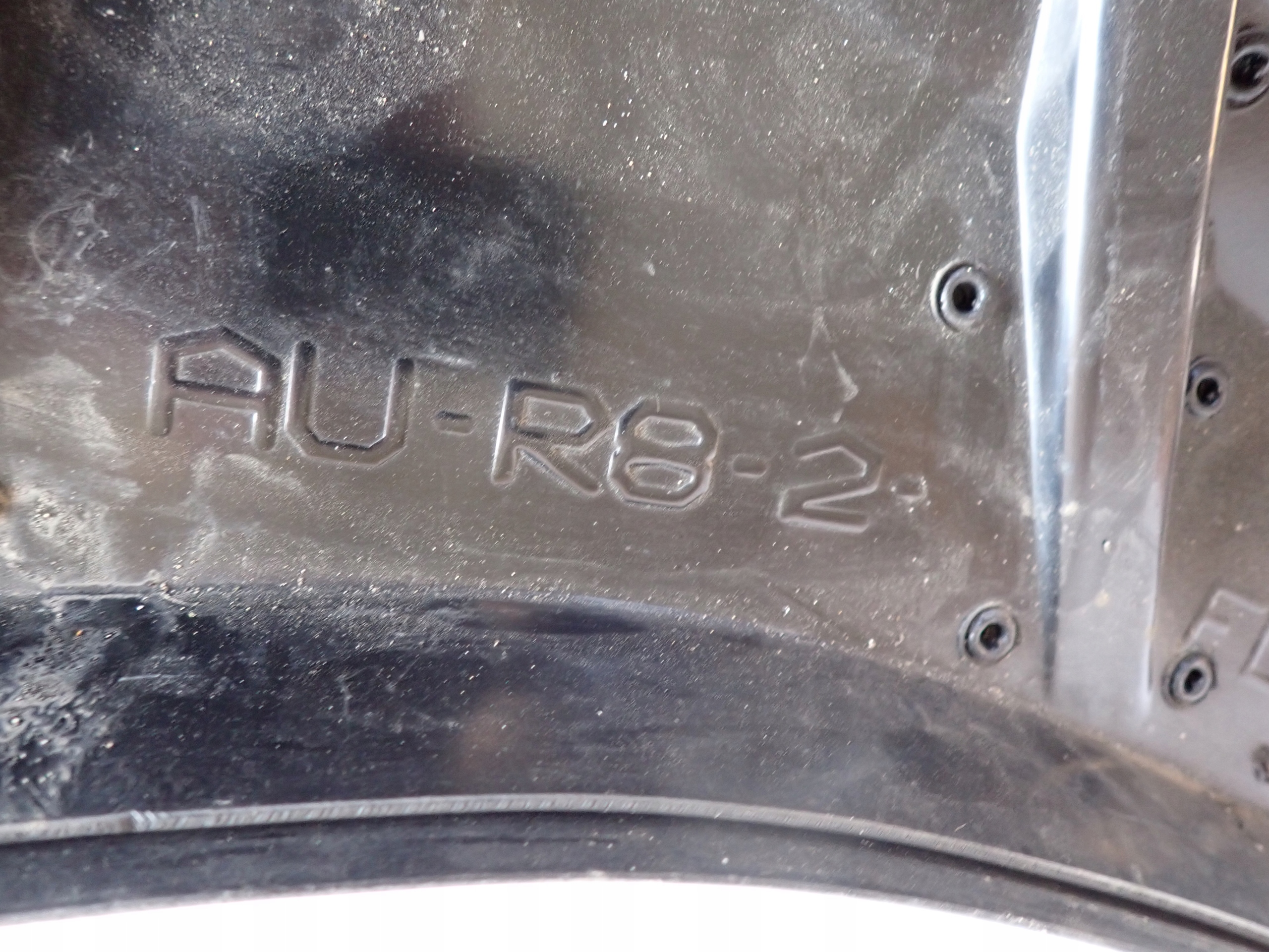 AUDI R8 II 15- MAXTON design spoiler SPLITTER nárazník předek přední