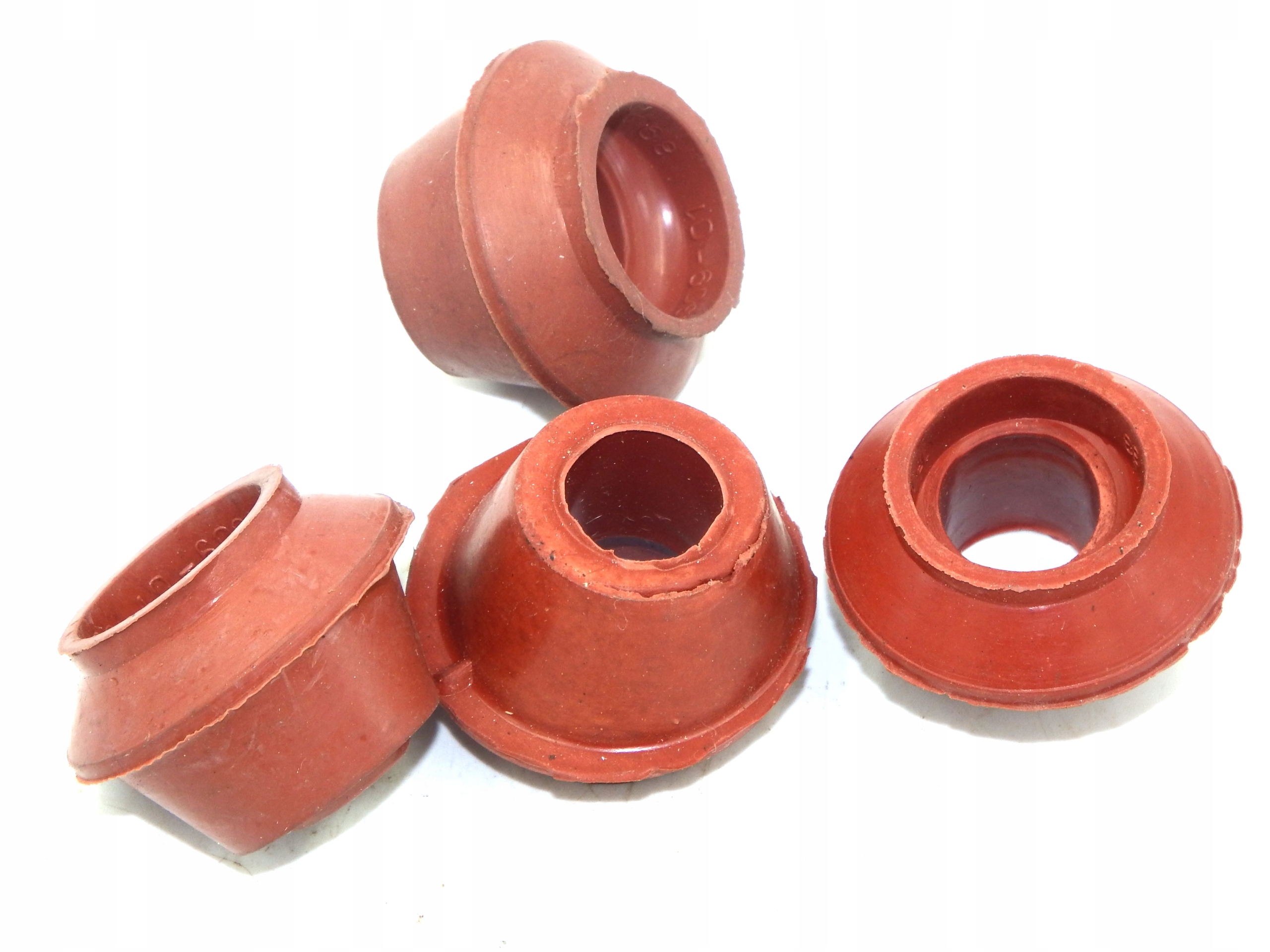 GUMA/USZCZELKA OSŁONY POPYCHACZA/ZAWORY DNIEPR