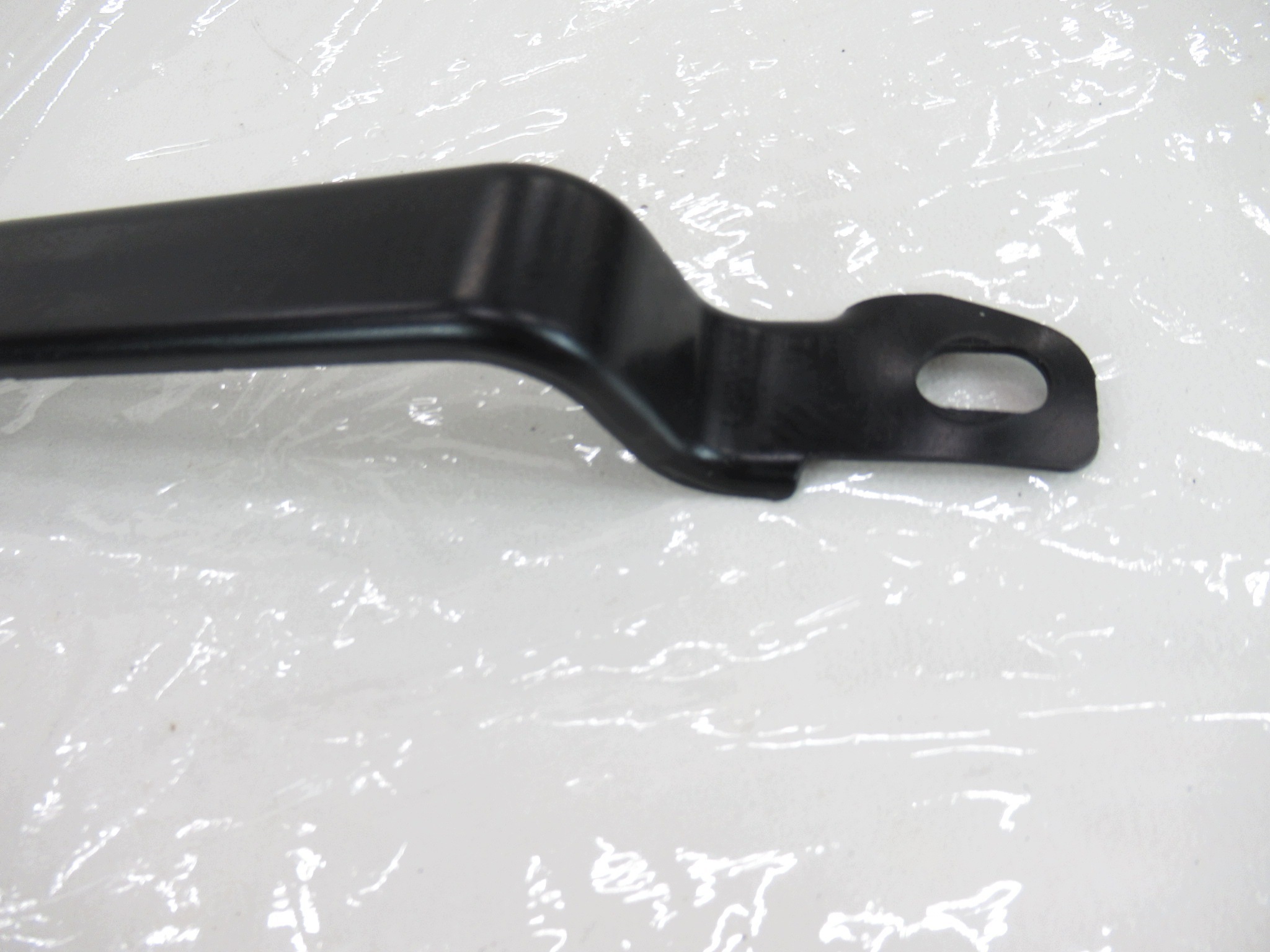 Halter Halter akumulatora BMW e60 e61 Sedan KOMBI