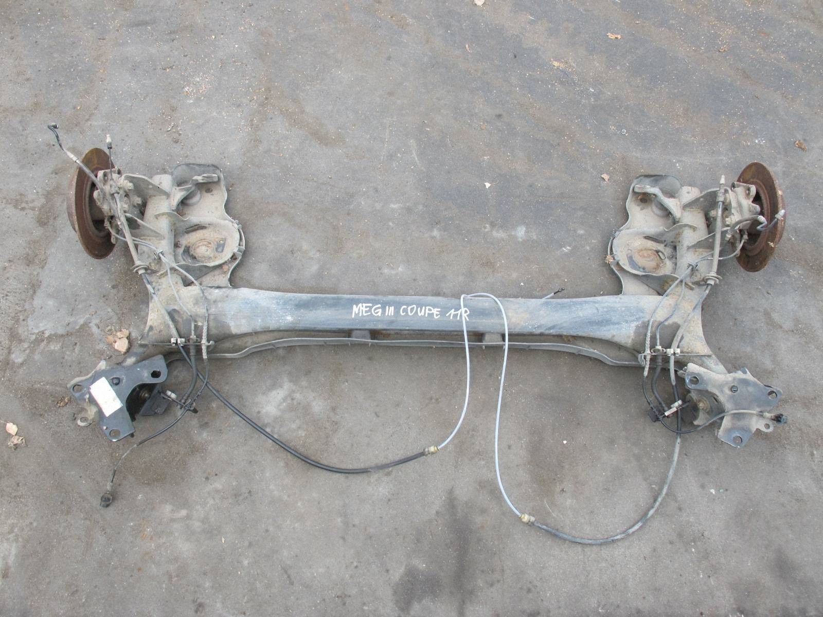 RENAULT MEGANE III 3 COUPE achse achsträger heck hinten