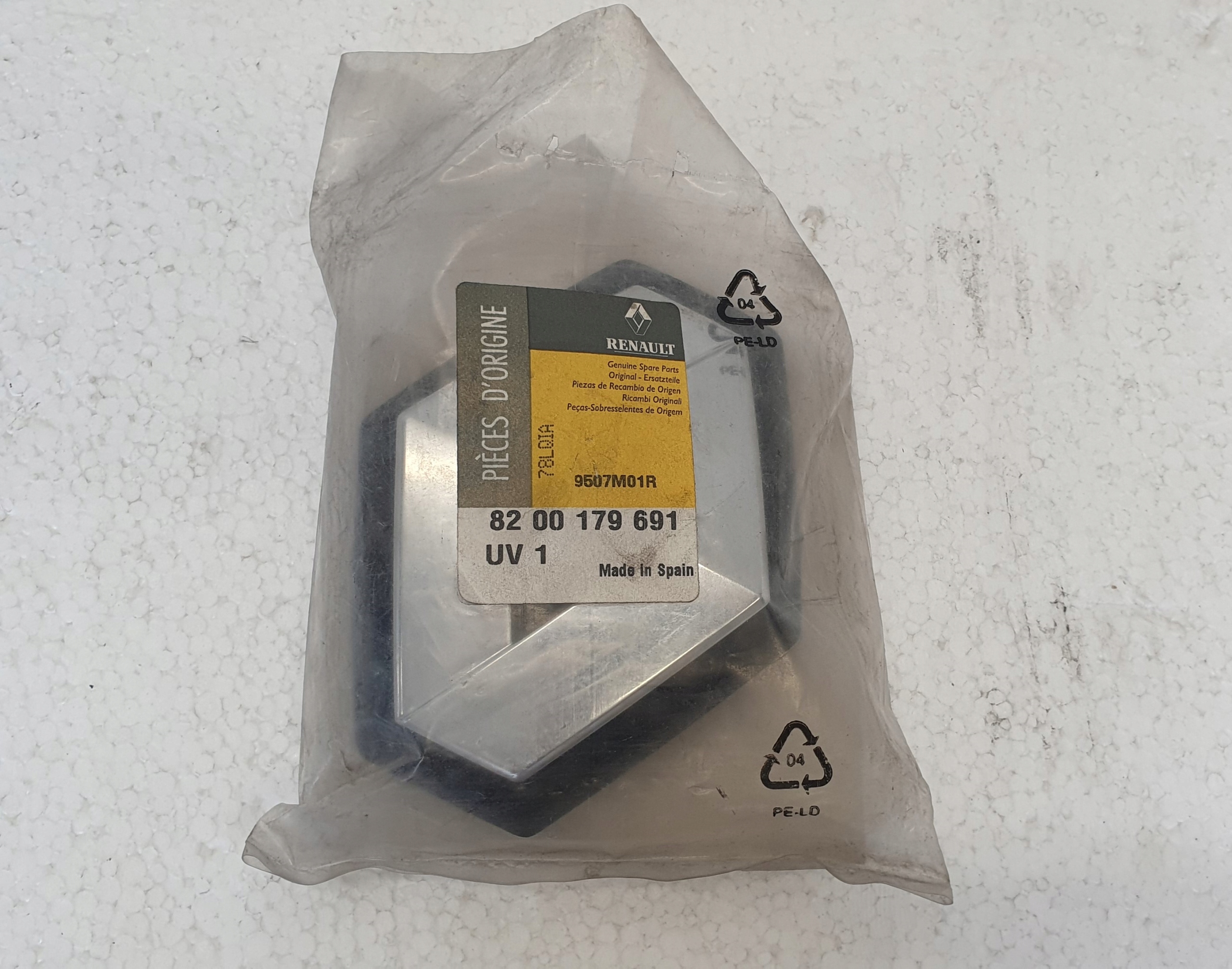 EMBLEMAT LOGO ZNACZEK RENAULT MEGANE II SCENIC II 03- NOWY