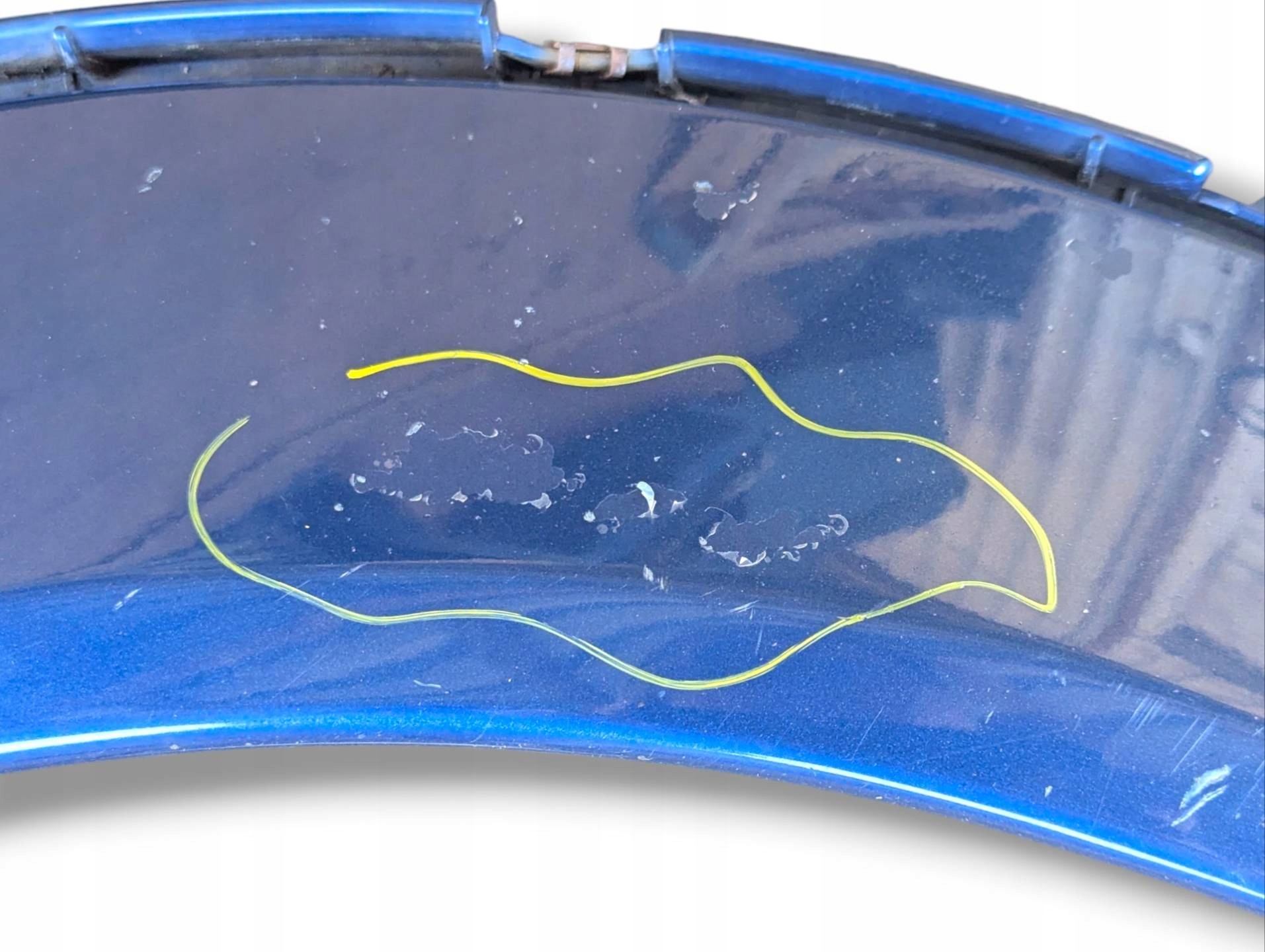 fender front right side Audi A2 8Z 2003 8Z0821106C