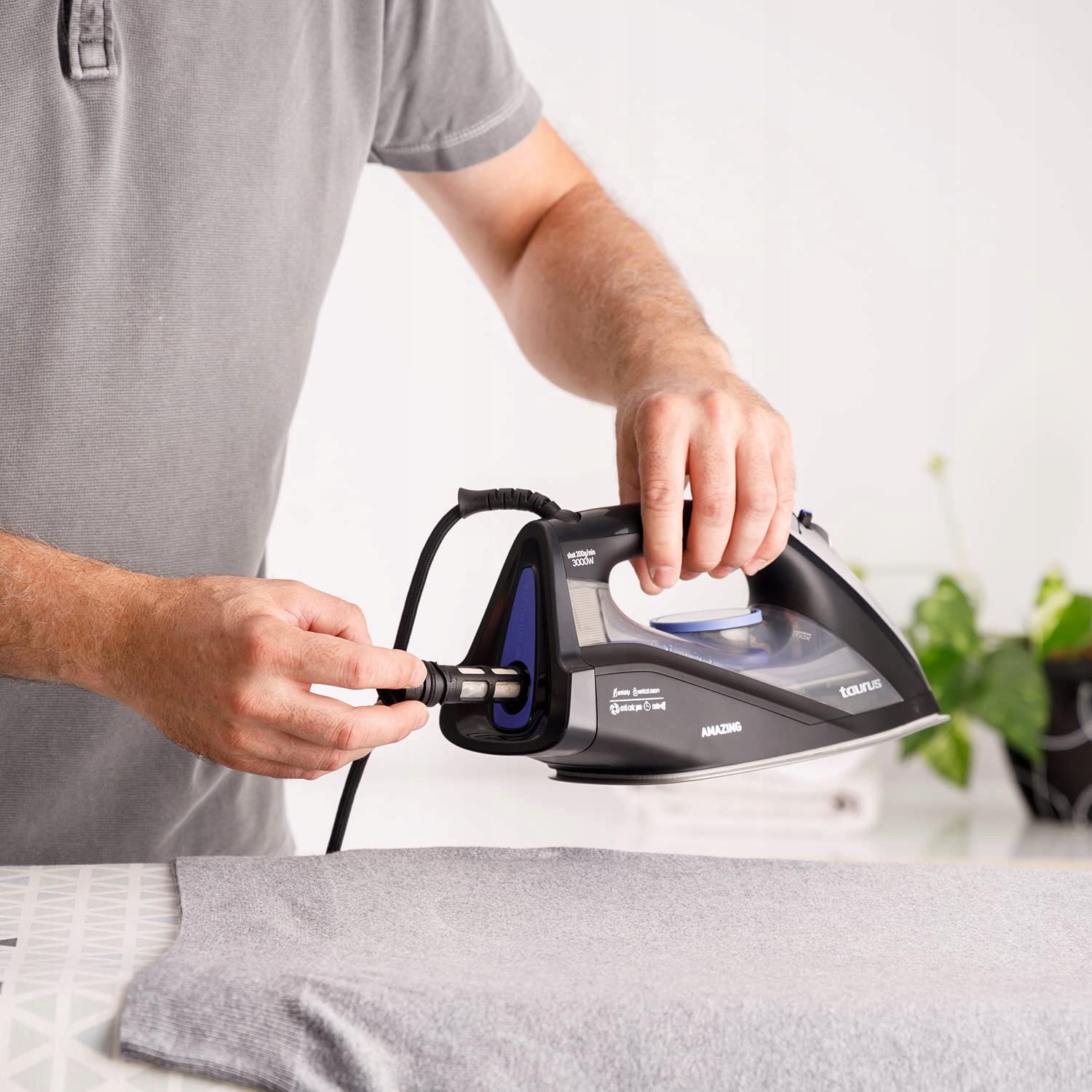 TAURUS Żelazko Parowe 3000W ECO Tryb Precyzyjna Końcówka — miniatura 8