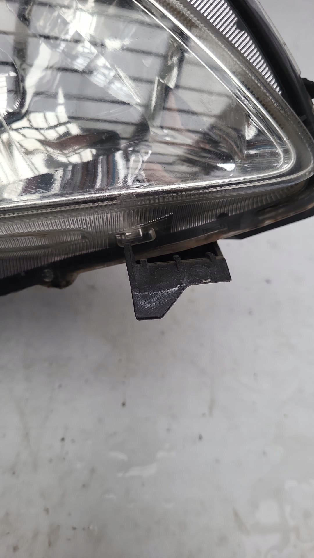 TOYOTA COROLLA X sedan 06- light right front front