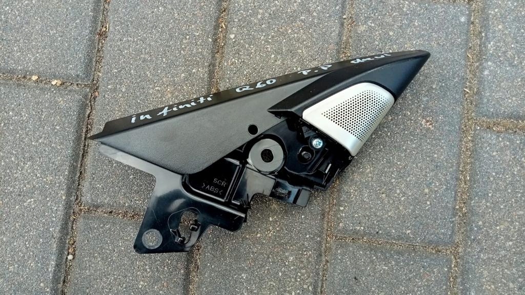 INFINITI Q60 MASKOWNICA GŁOSNIKA BOCZEK DRZWI