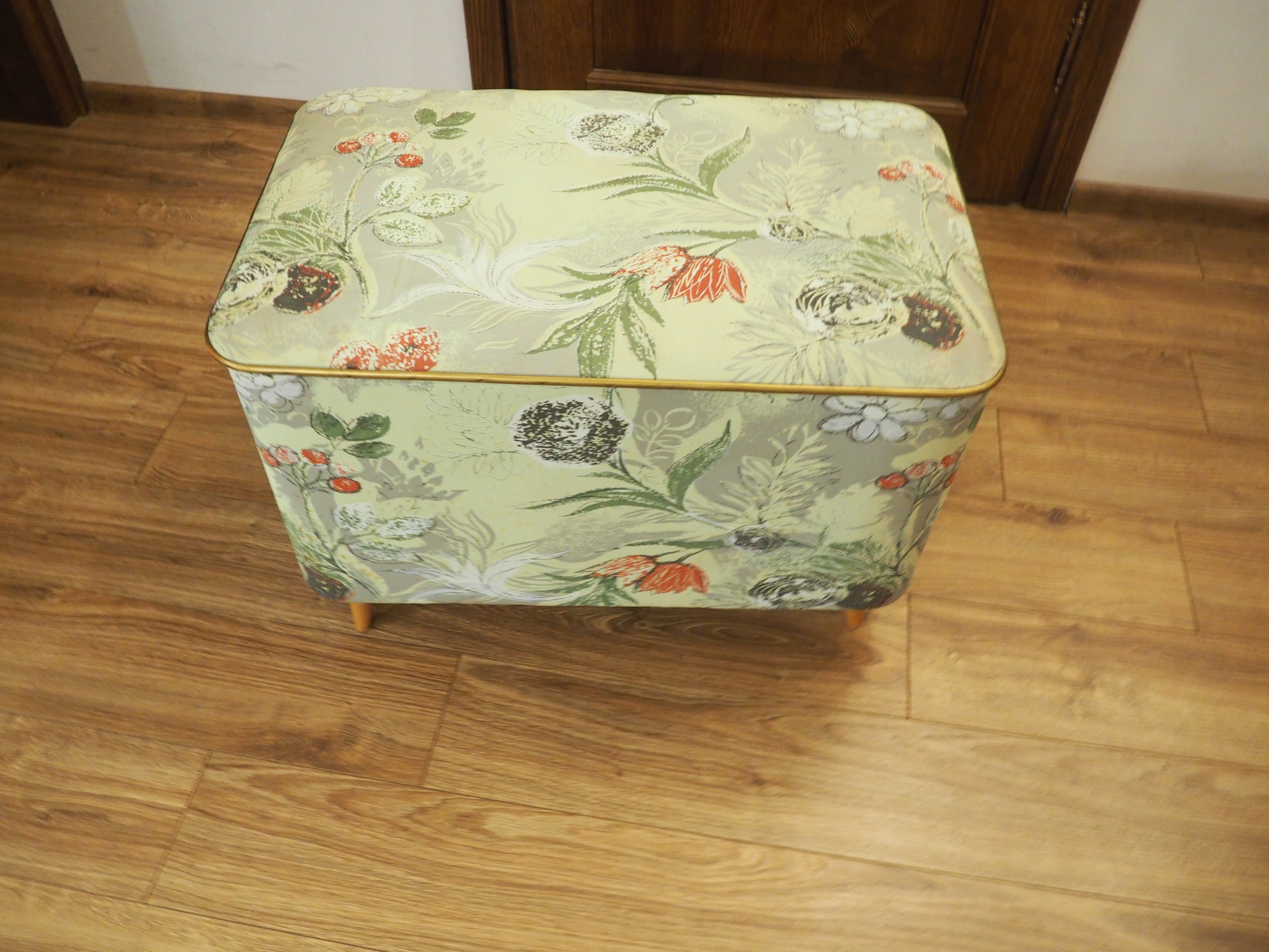 Пуф коробка декоративная года эти 70