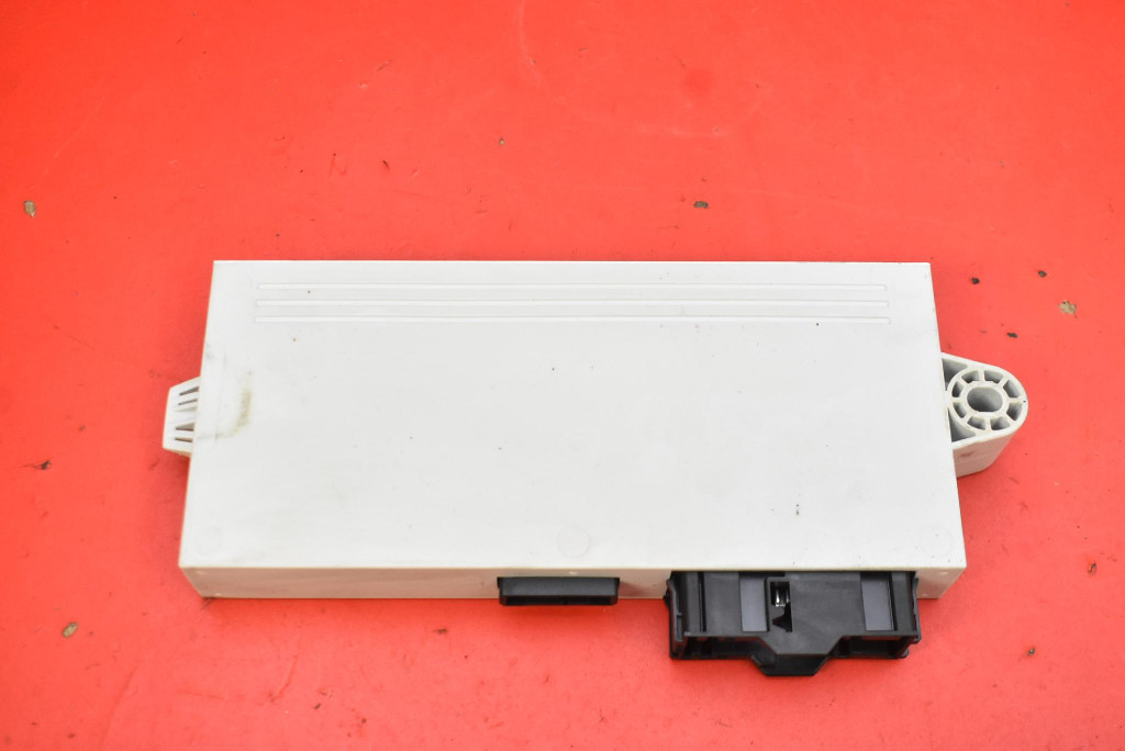 control unit module CAS 6943771 BMW E87 1.6i 115 KM 04-07
