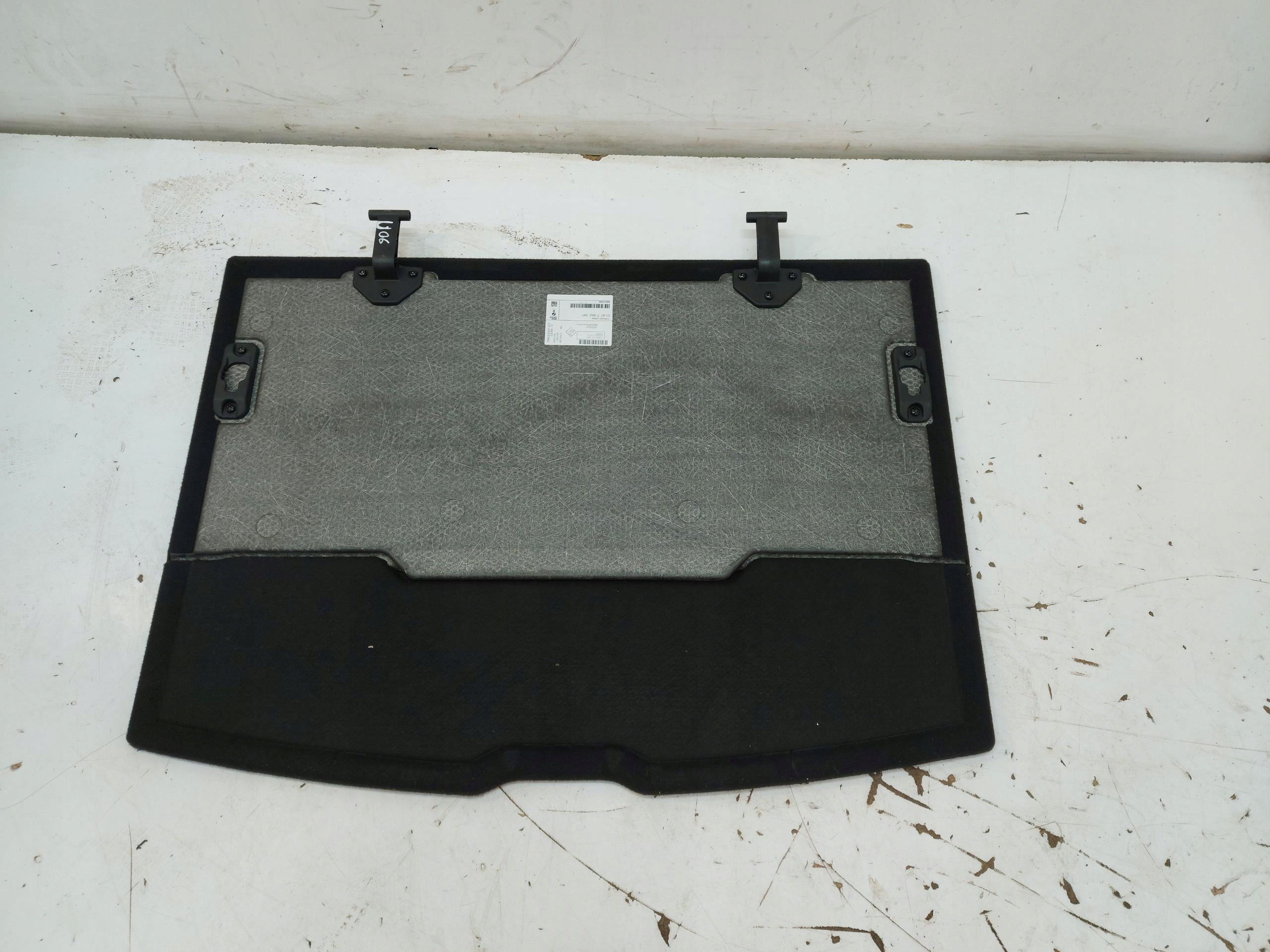 BMW U06 200i floor boot mats carpet 7952297