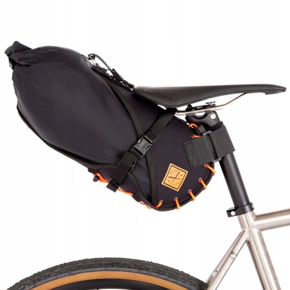 Torba podsiodłowa Restrap Saddle Bag Czarno Pomarańczowa 8L