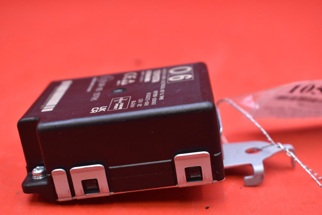 control unit module KEY TPMS 897B0-0D060 TOYOTA YARIS CROSS 20-25