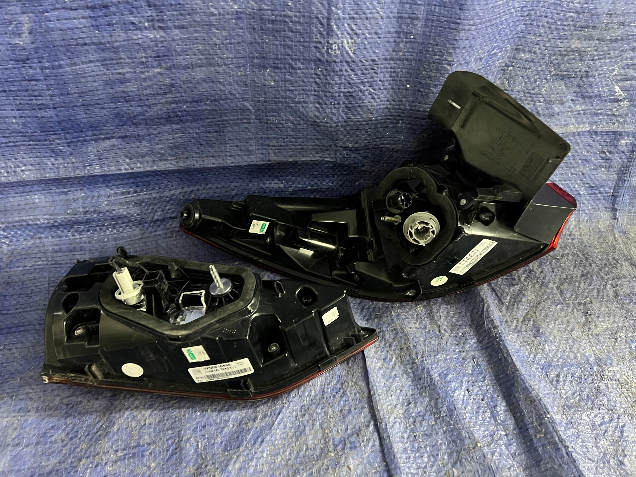 Opel Grandland Rückleuchte YP00098280 Rearlamp - Thumbnail 2