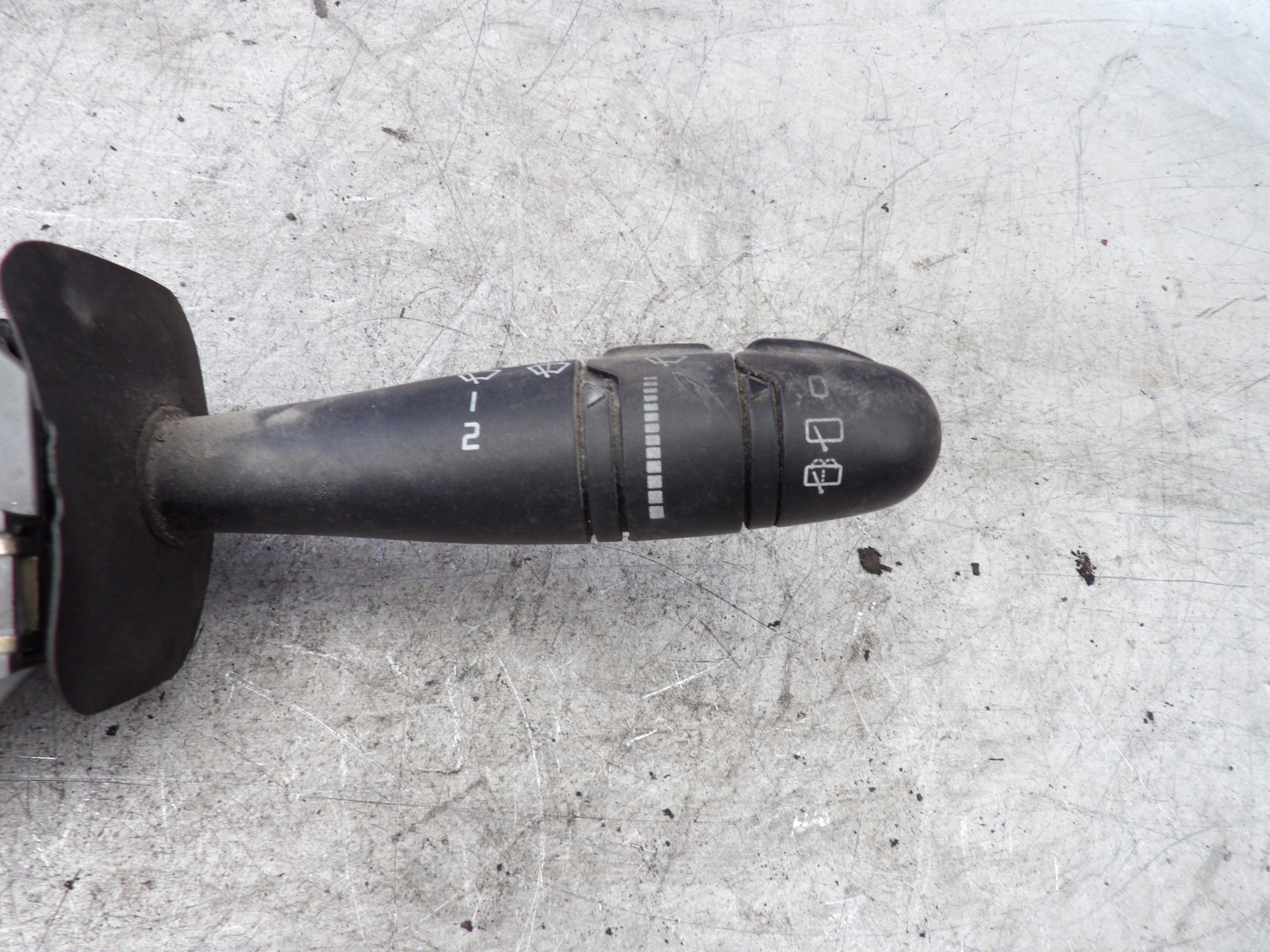 Renault Scenic e DEVIO LUCI TERGICRISTALLO TERGI 7700428203 54034961A