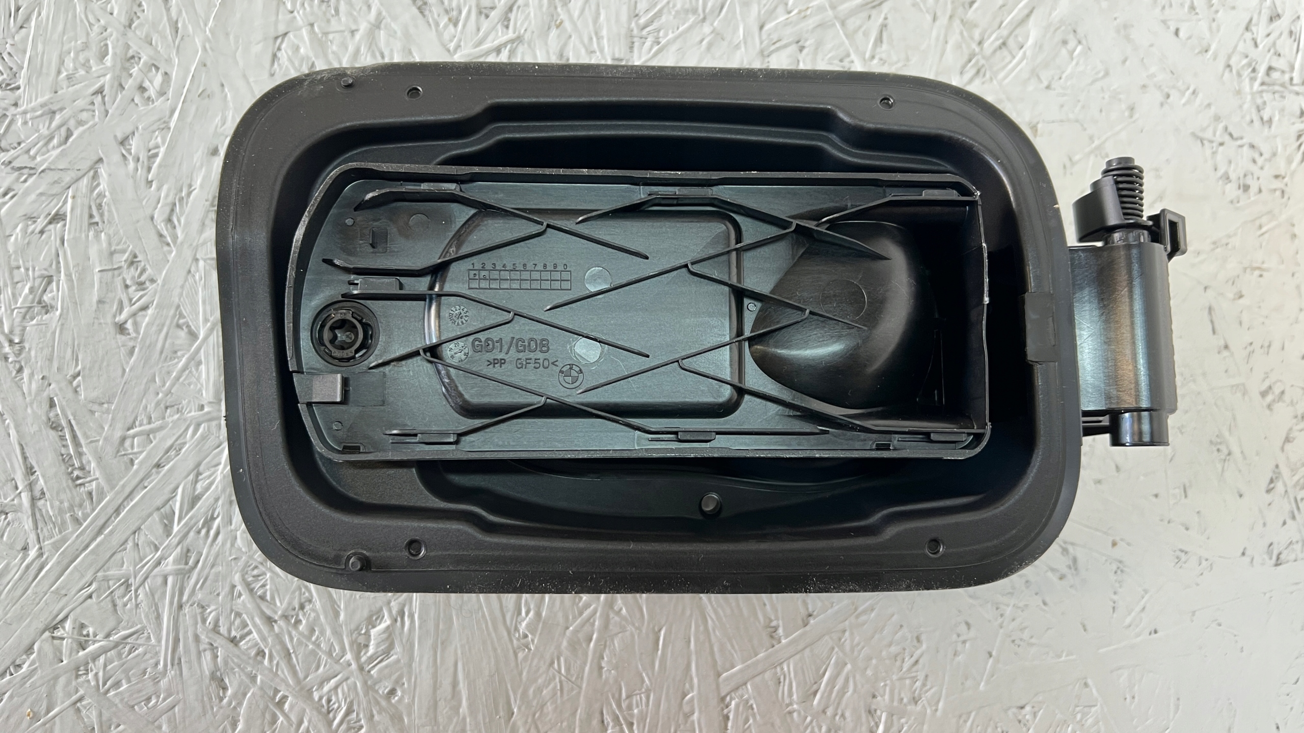 BMW X3 G01 KLAPKA OSŁONA WLEWU PALIWA 7405752 NOWA ORYGINAŁ