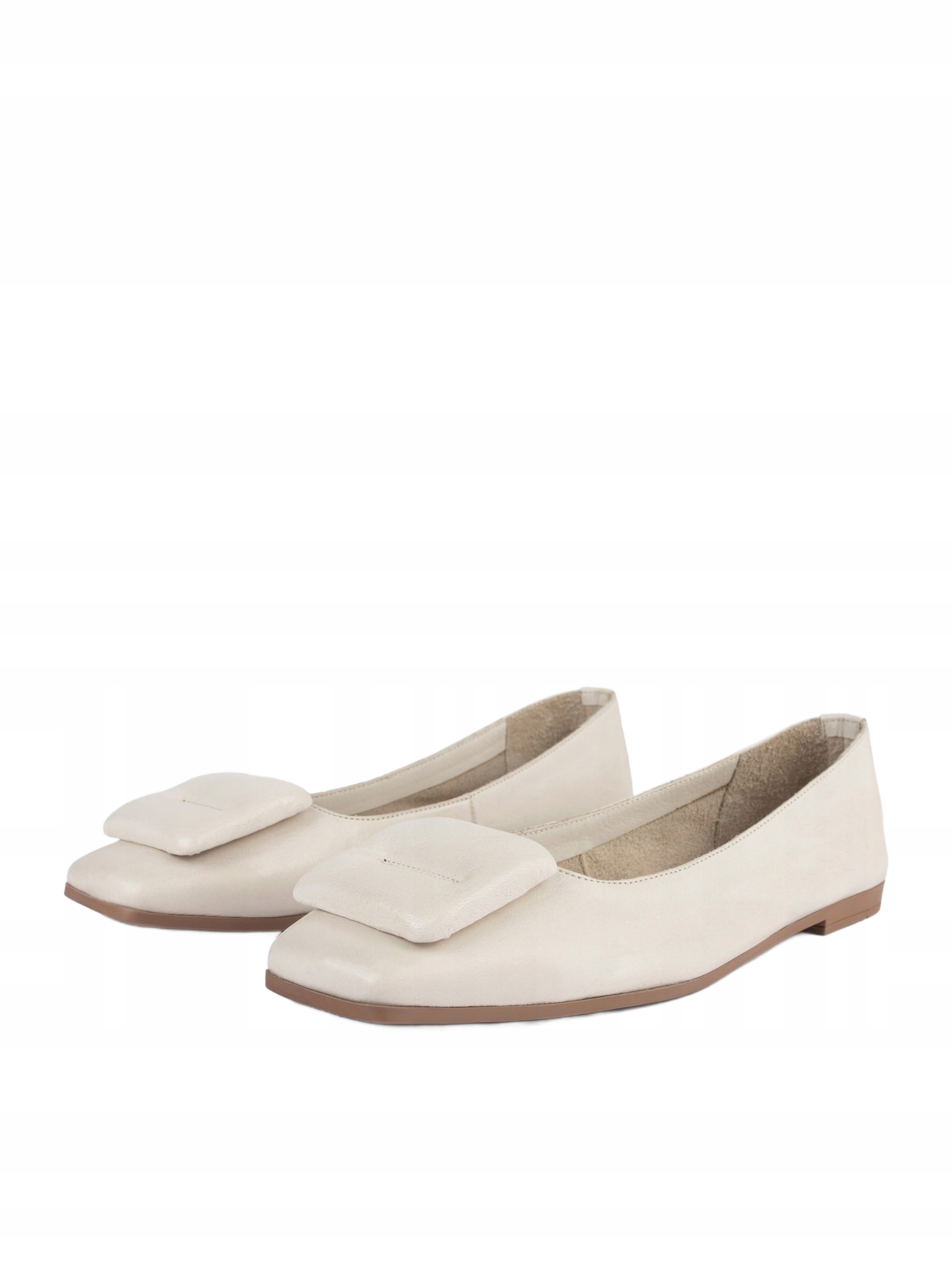 L37 Kožené Baleríny S Čtvercovou Sponou Béžové 40 3EA