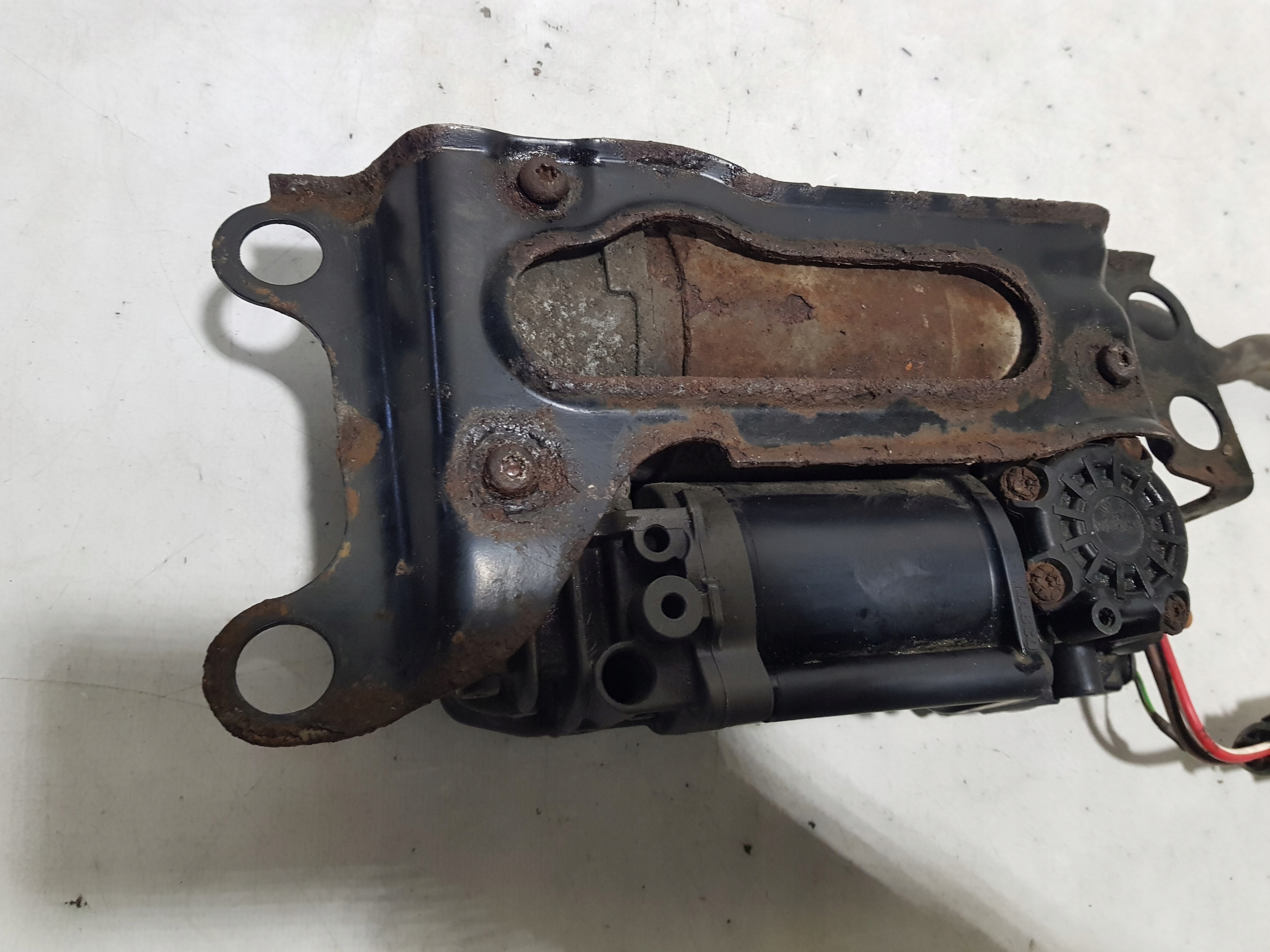 compressor; compressor pump springing AUDI A8 D4 S8 4H 4H0616005C