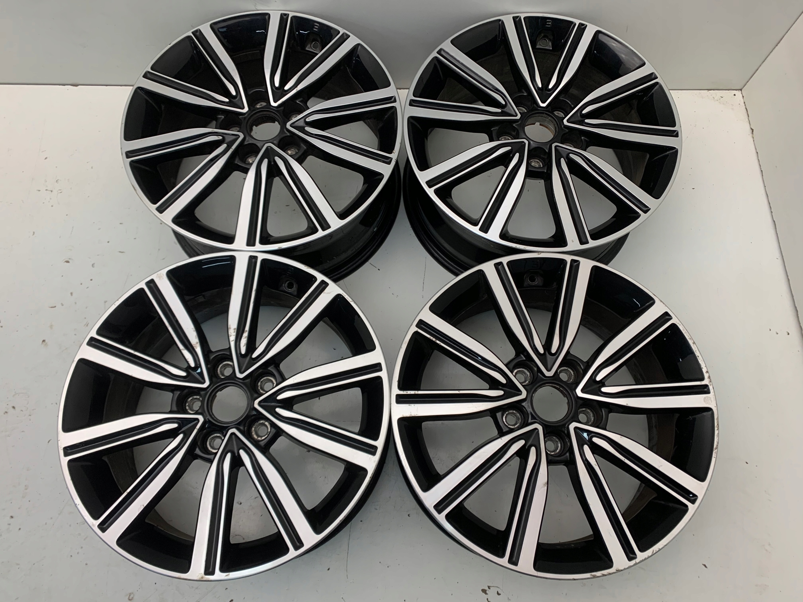 Диск алюминиевый Kia OE 52910-D4650 7.5