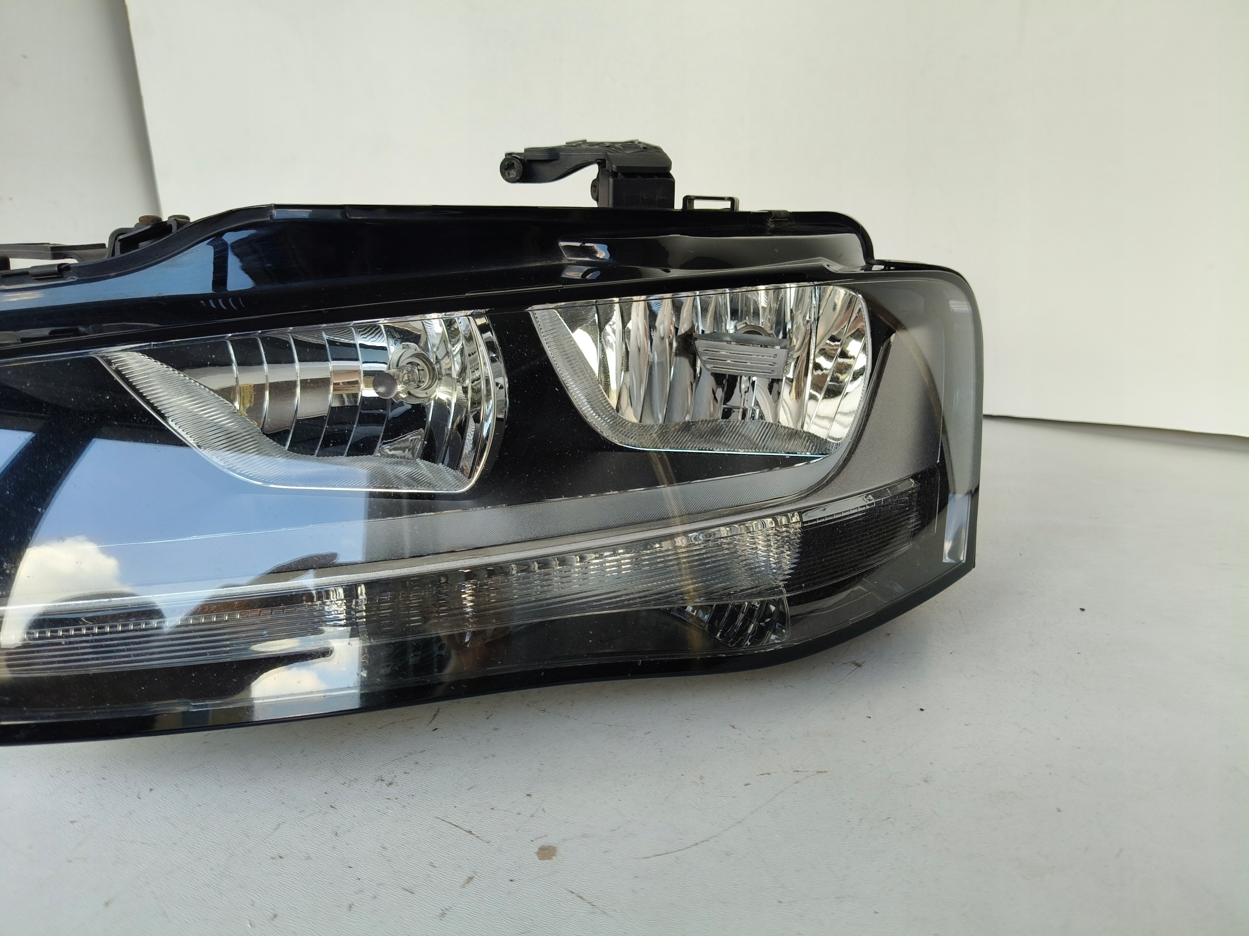 light left REFLEKTOR AUDI A4 B8 8K 8K0 11-15 LIFT
