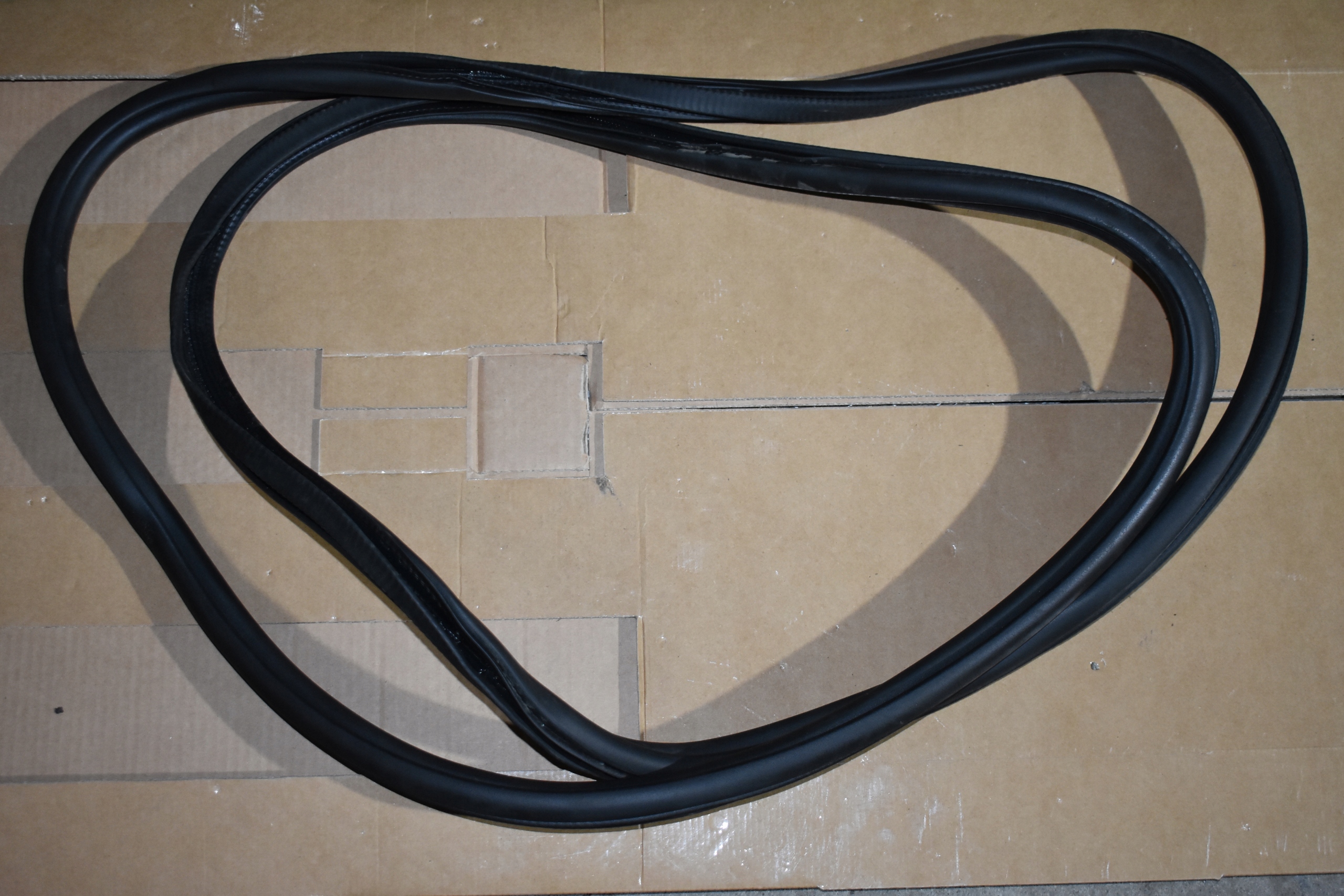 IDEALNA gasket door front front VW TOUAREG III 1