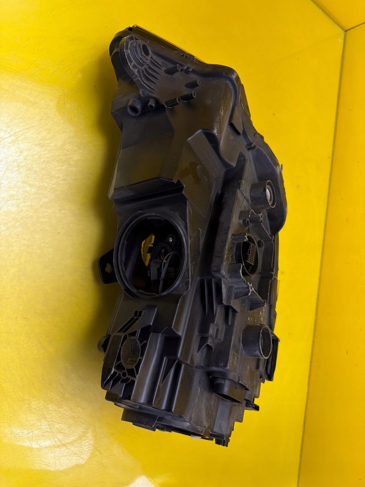 light left front Audi A3 8V Lift Xenon 8V0941005E