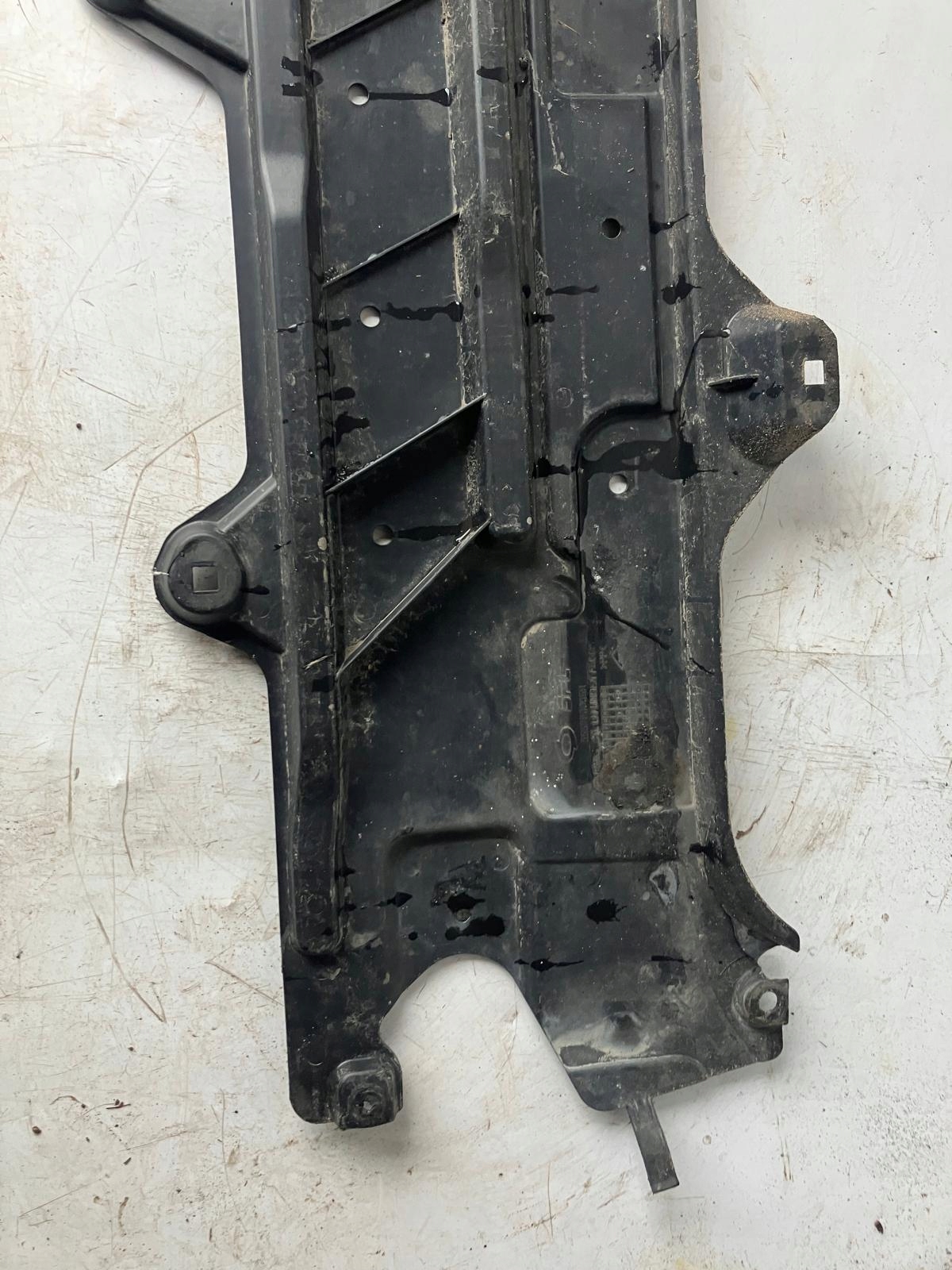 cover chassis RENAULT LATITUDE 555280005R