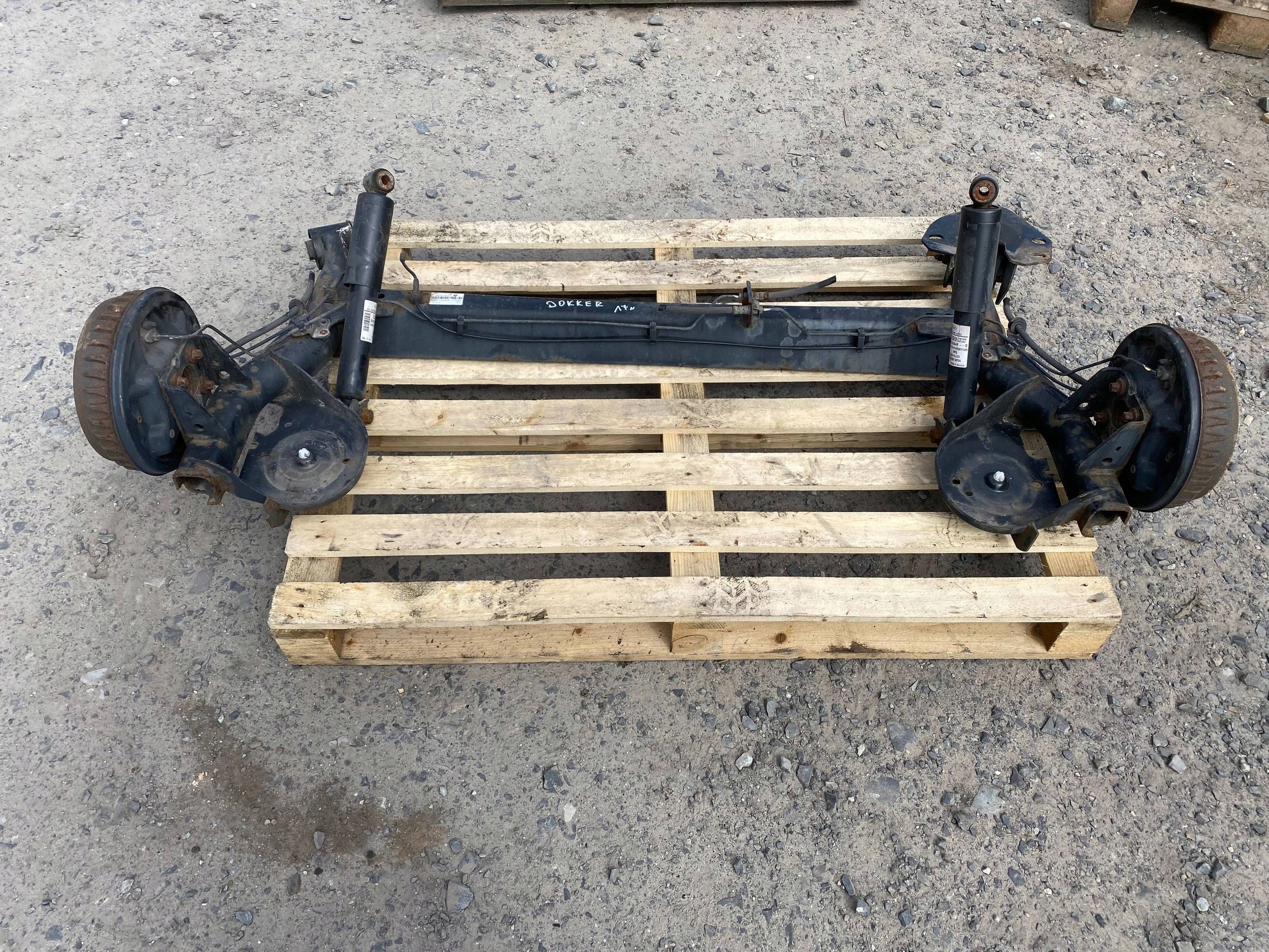DACIA DOKKER sider complete sususpension rear part rear.