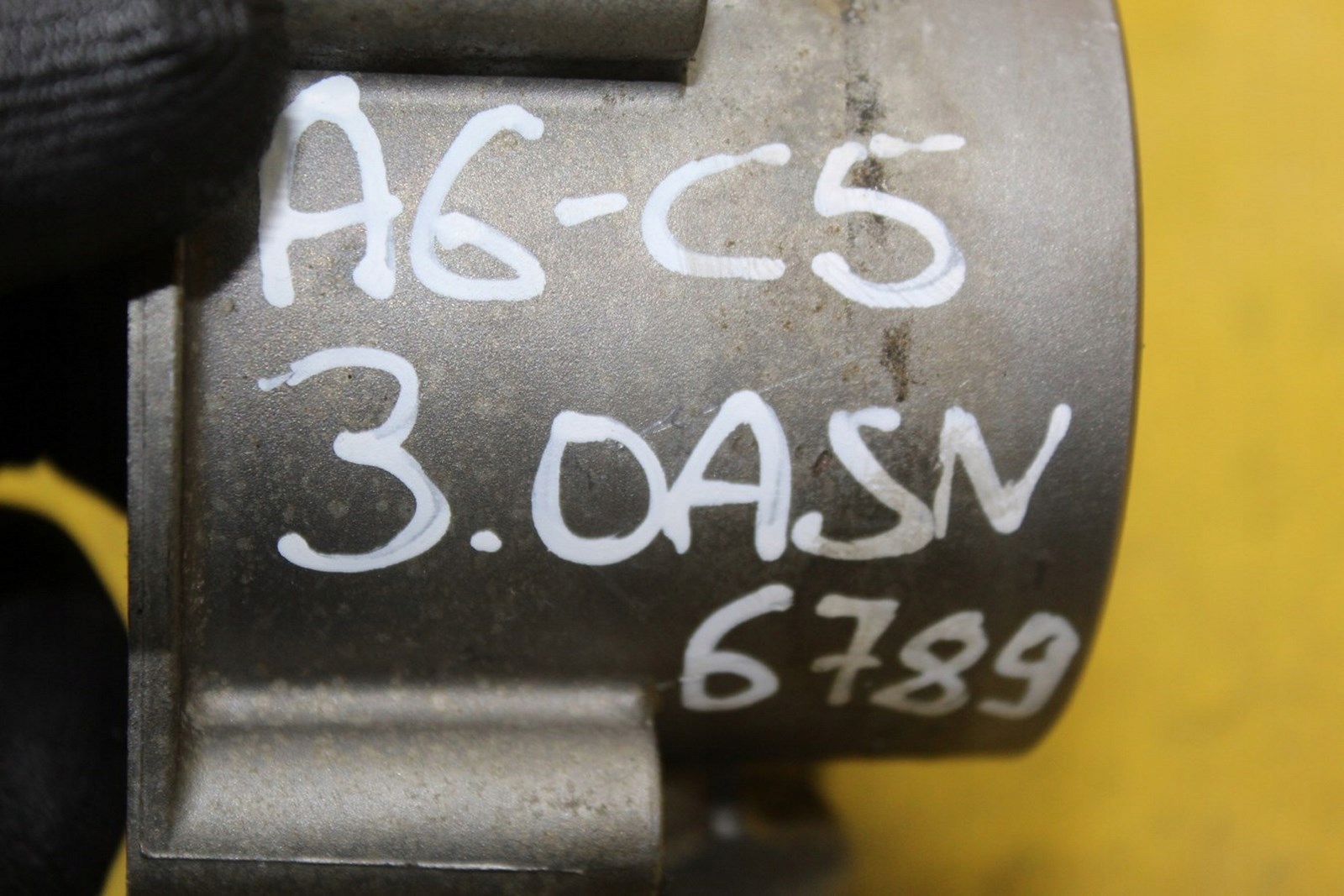 Audi OE 078133062B ДРОССЕЛЬНАЯ ЗАСЛОНКА