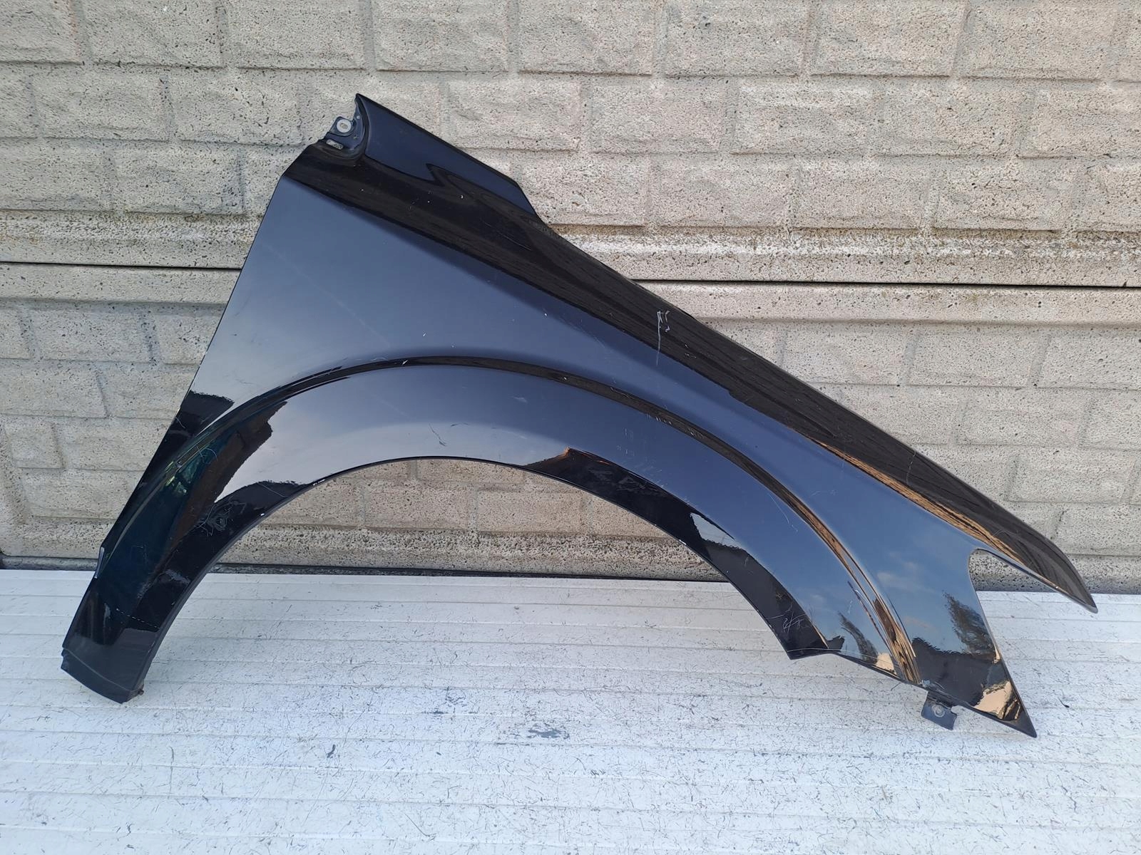 FIAT FREEMONT DODGE ДЖОУРНЕЙ КРЫЛО ПРАВЫЙ