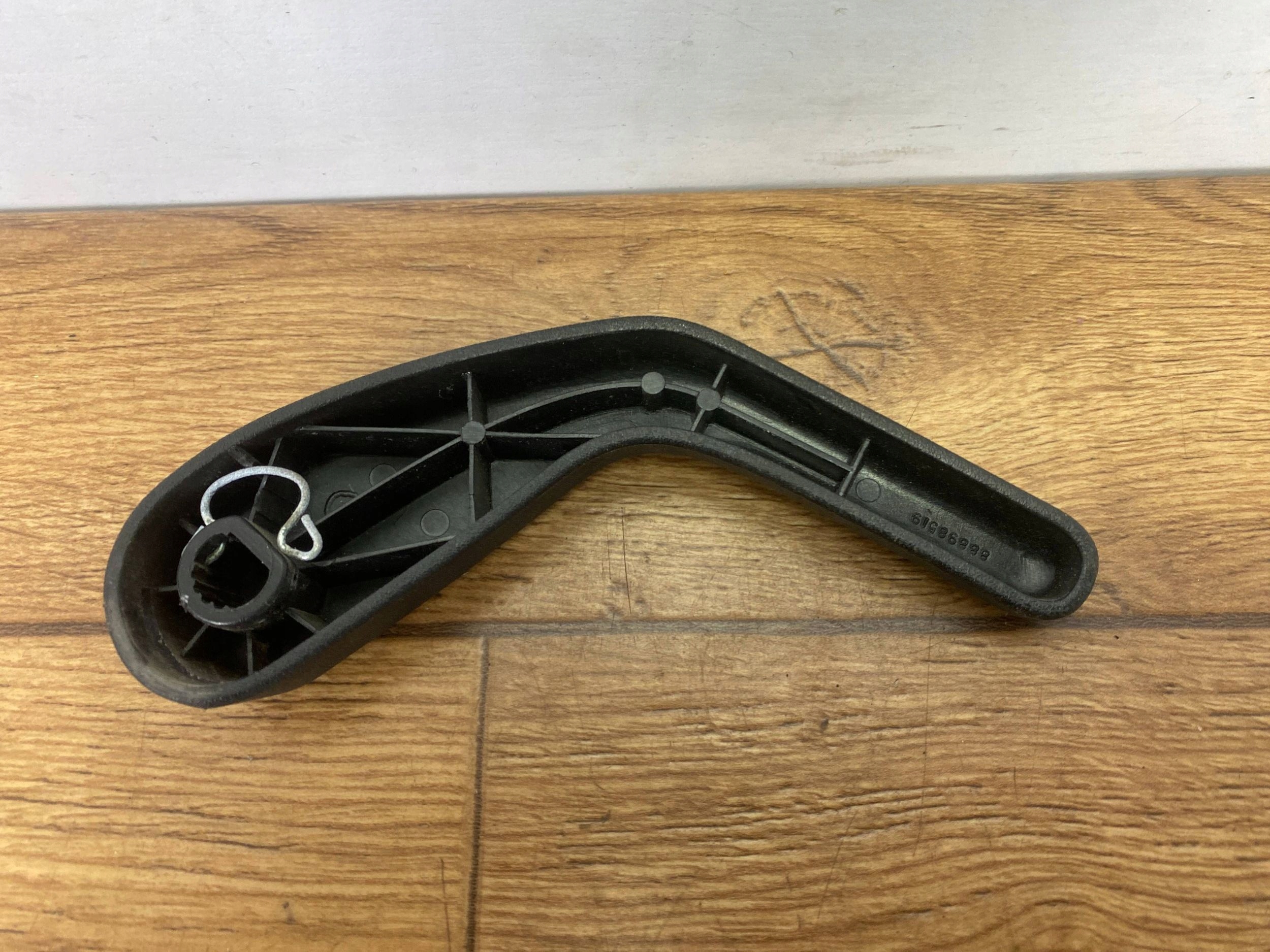 Handgriff Haltegriff Blende Abdeckung SITZ Chevrolet Corvette C6 2005
