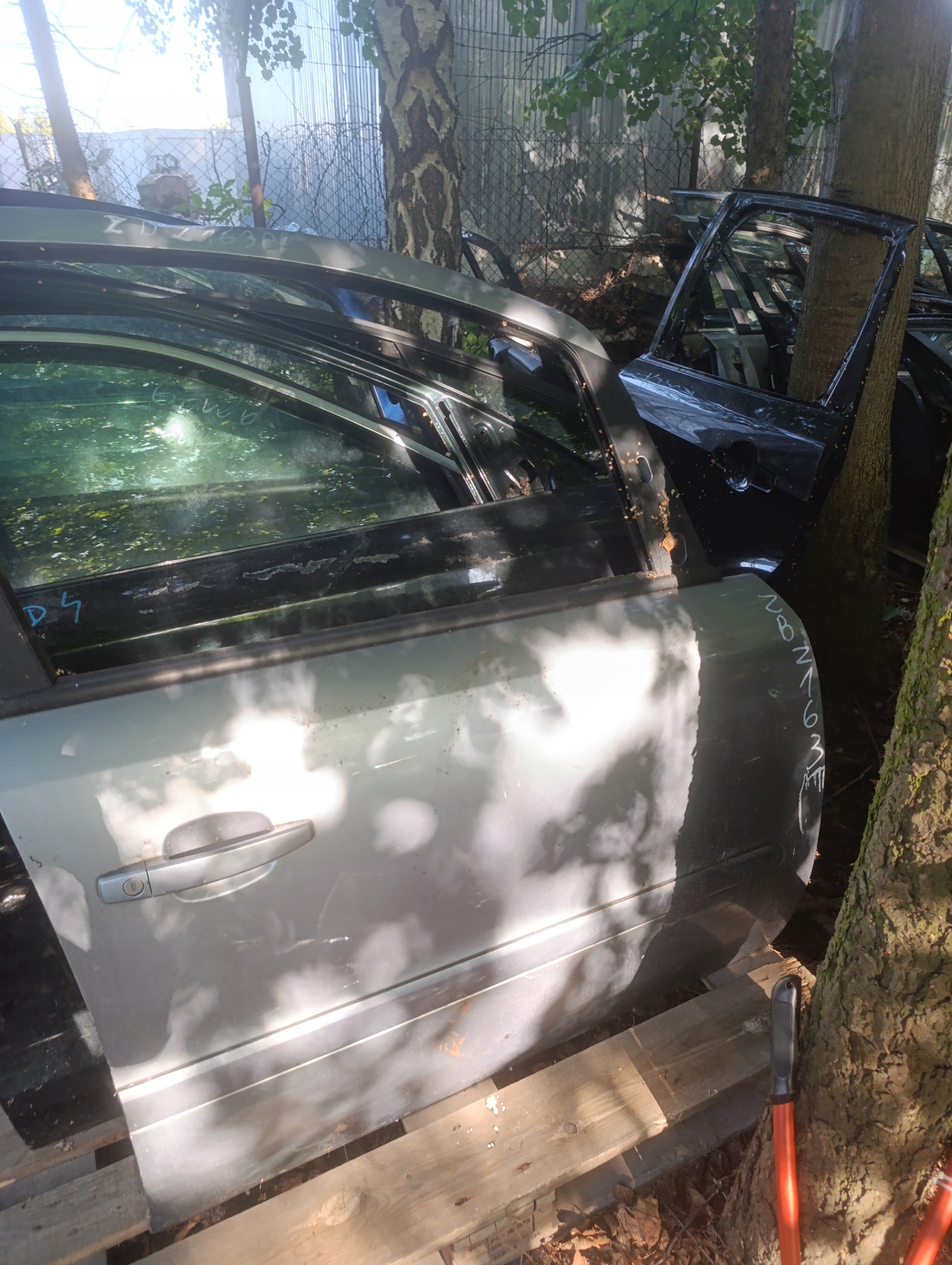 door right front front right Opel Zafira B Z163