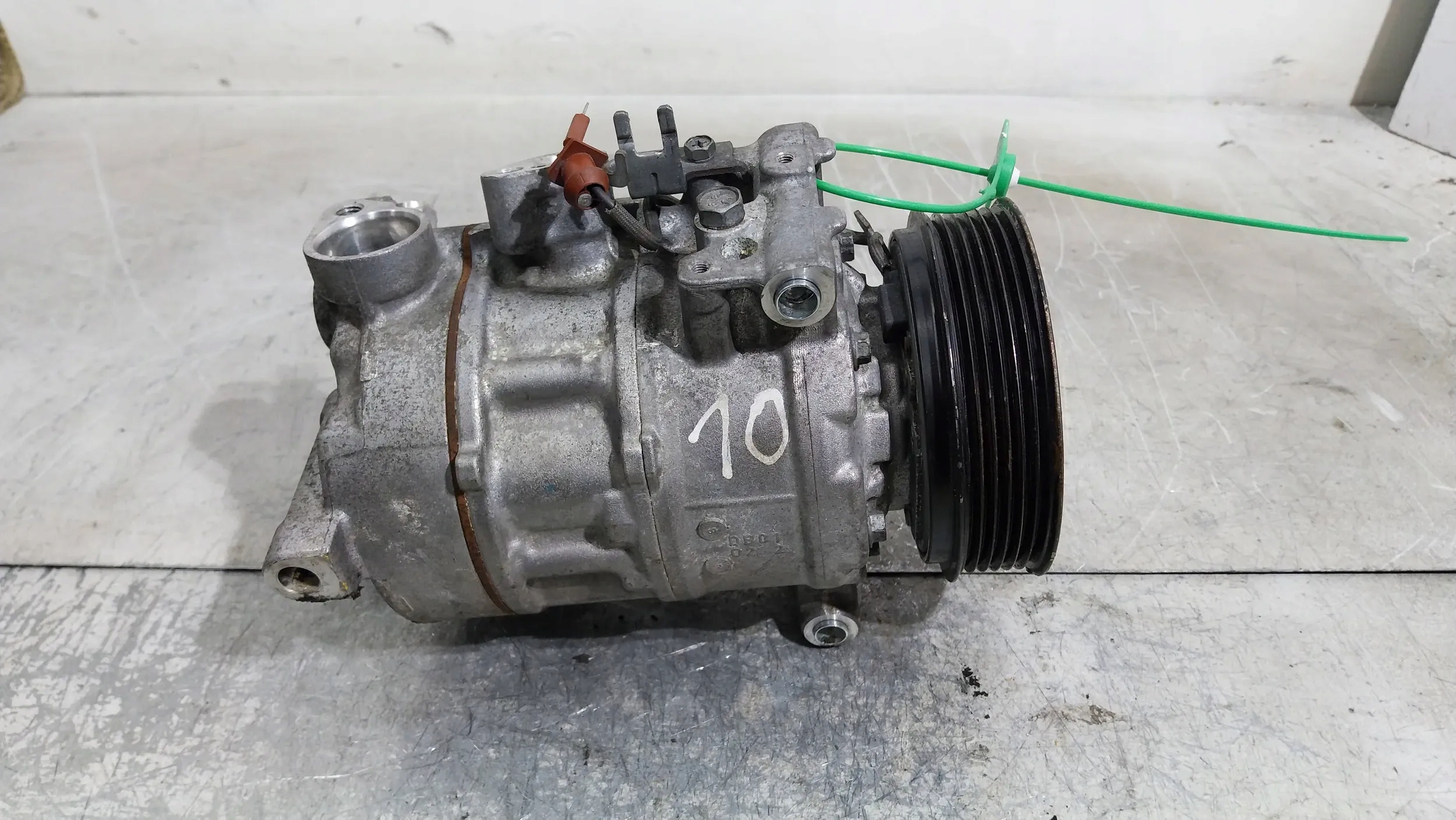 air conditioning compressor compressor; 8T0260805T Audi A4 A5 A6 Q5 2.0 TDI