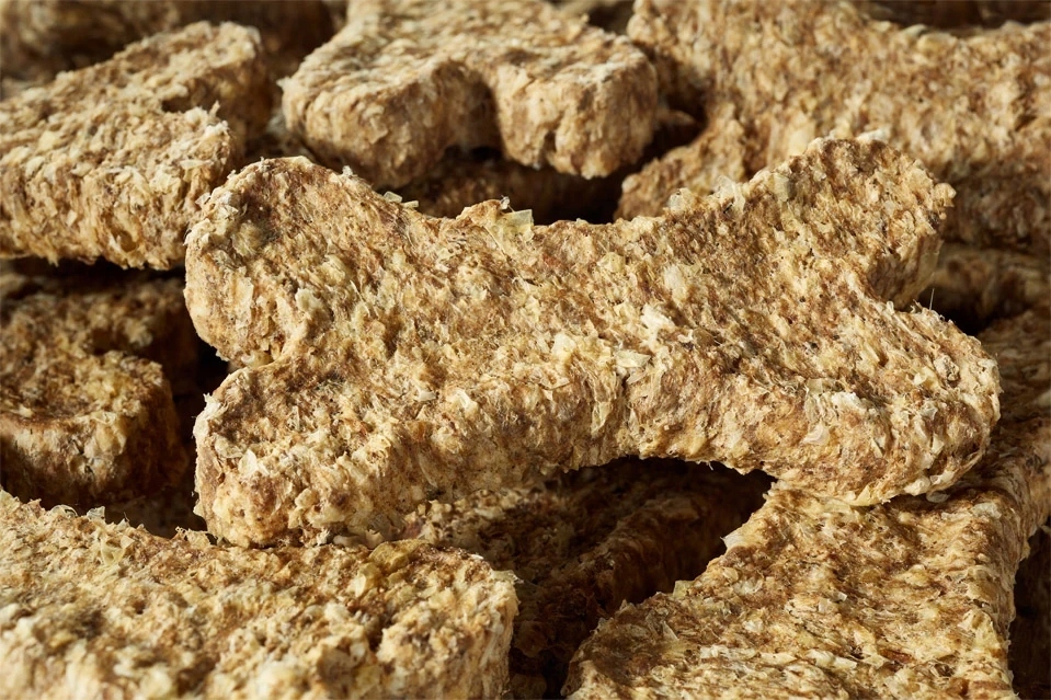 Levně Bow Wow 630 Pamlsek Kyblíky S Hovězím Masem A Kolagenem 30 ks