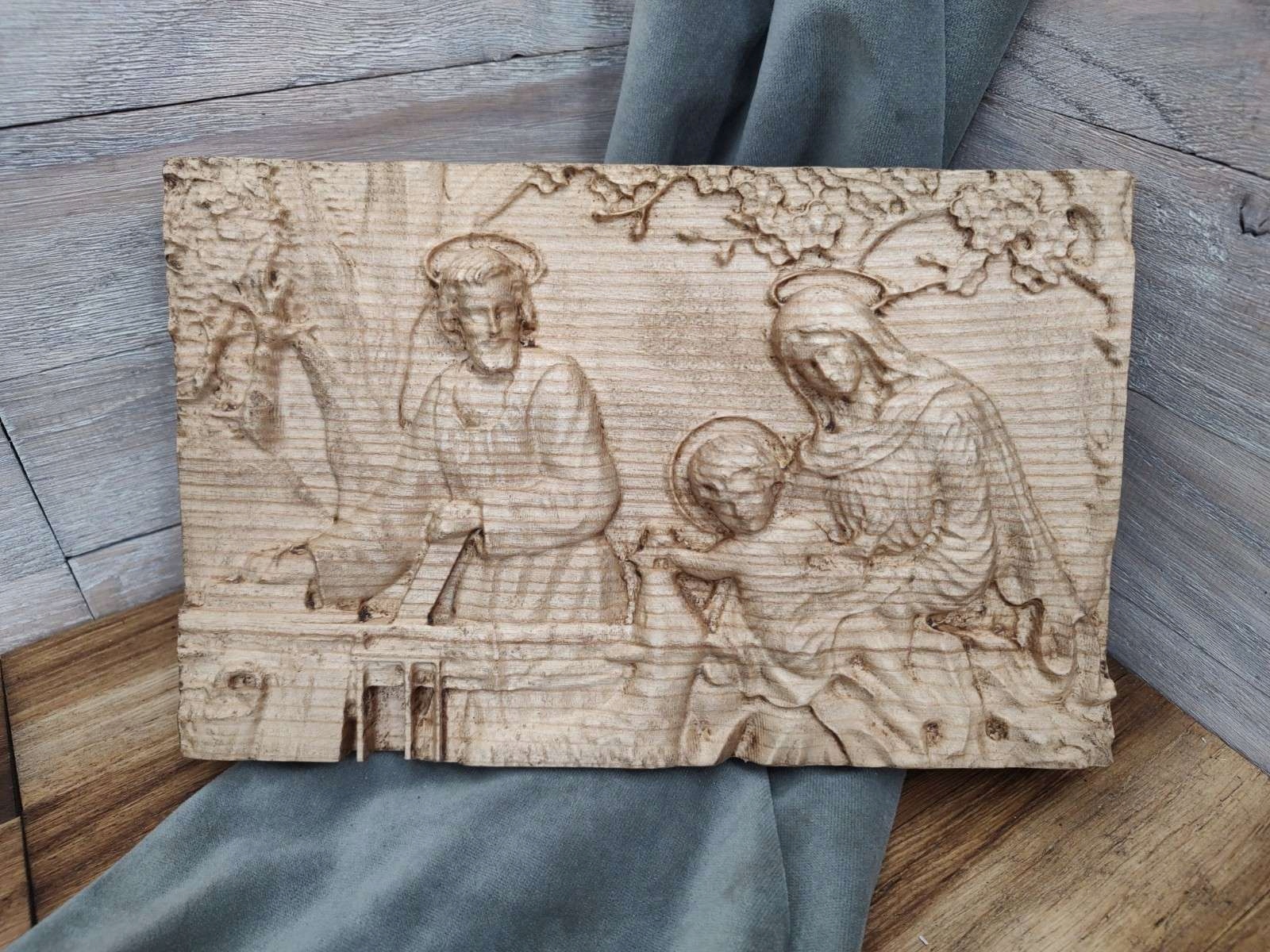 Obraz ze dřeva reliéf Svatá rodina A dárek k svatba výročí 35cm