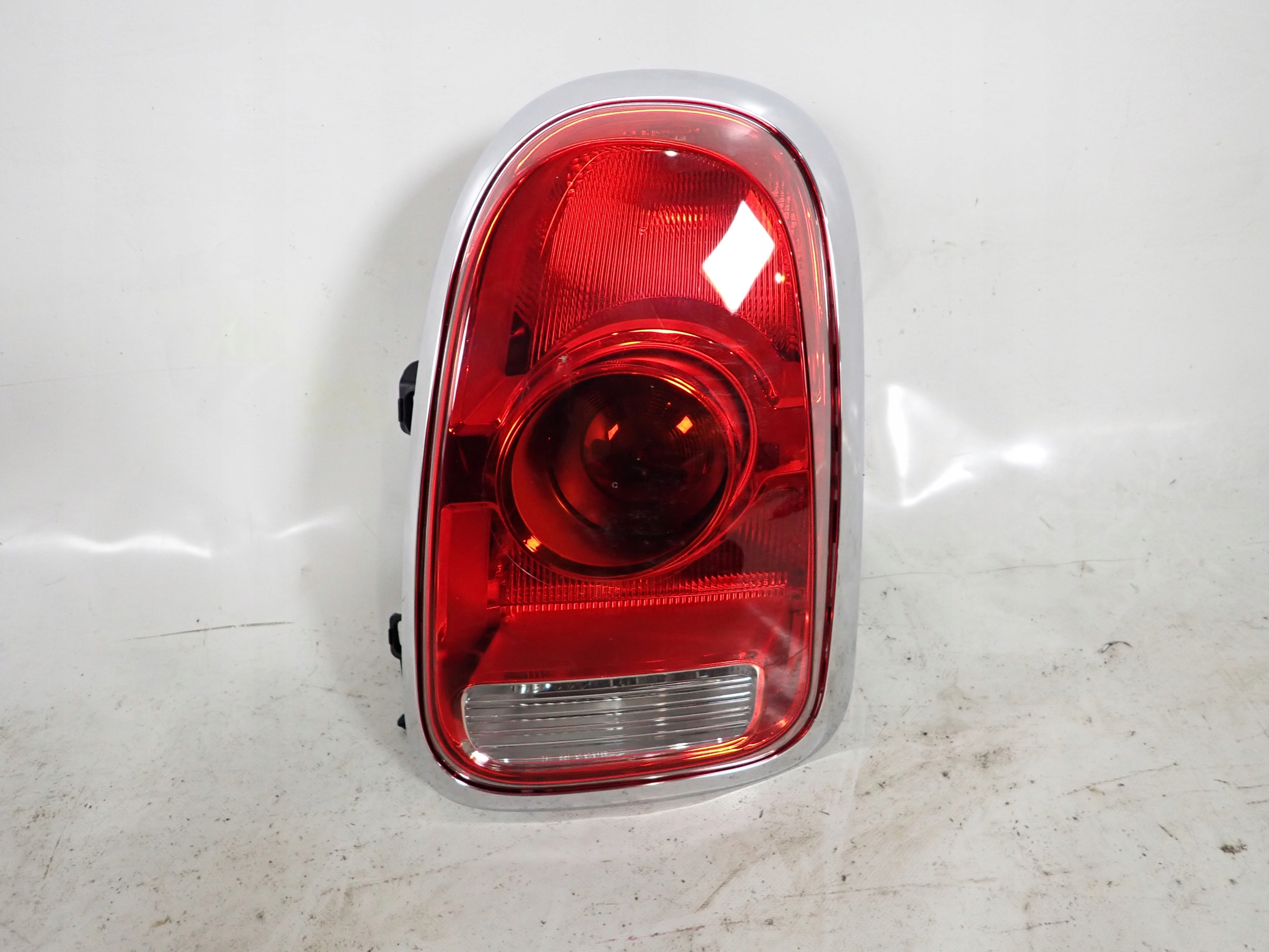 MINI COUNTRYMAN F60 17- light right rear part rear