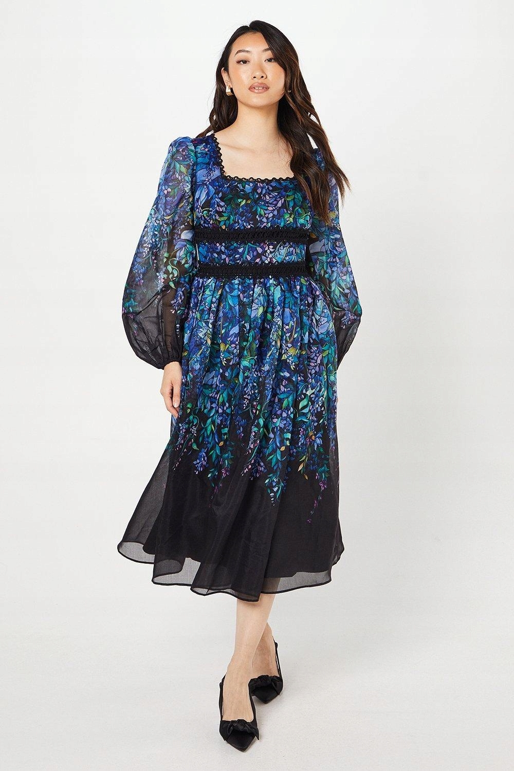 Coast Černá Vzorovaná Šaty MIDI (36)