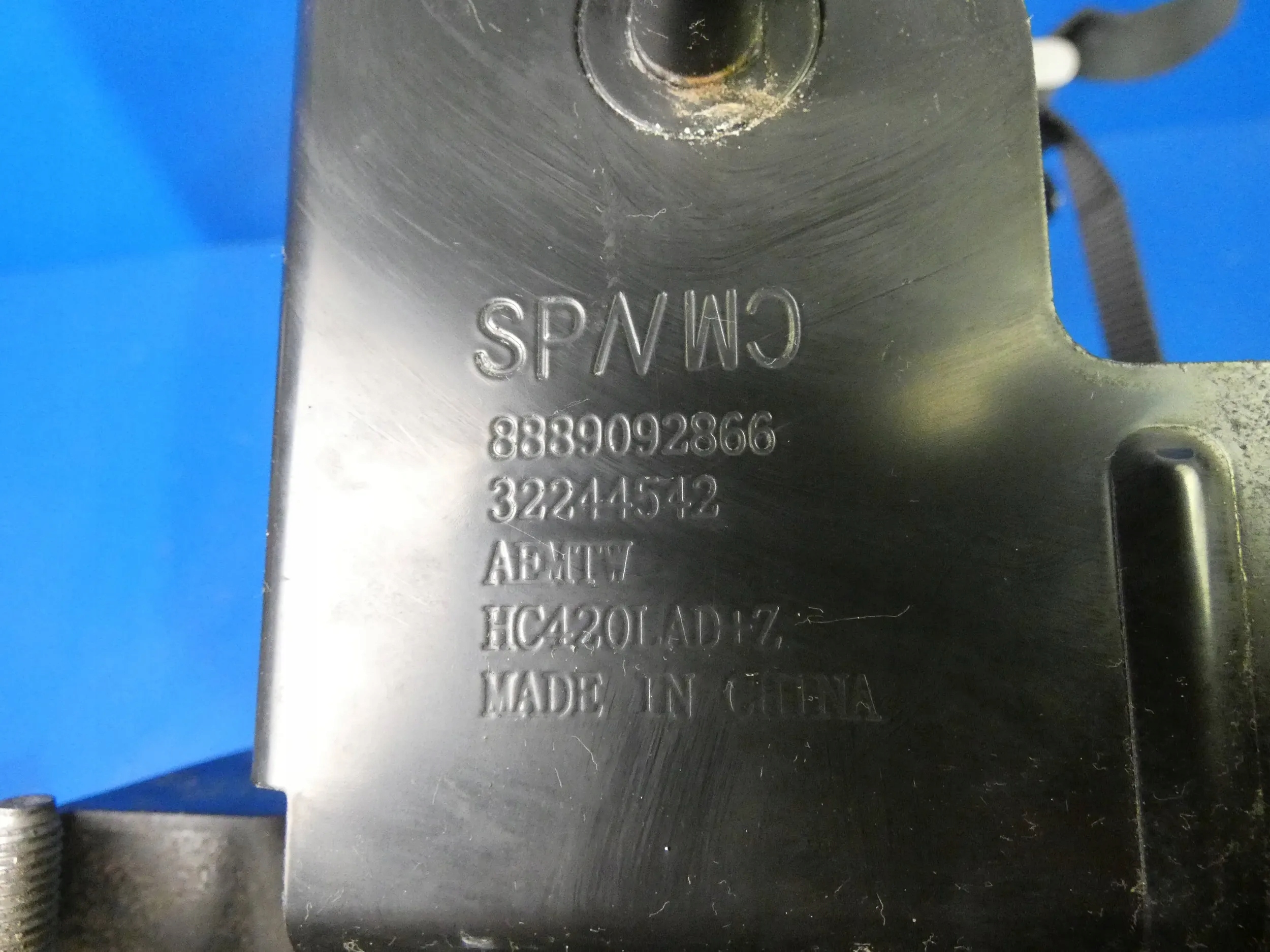 VOLVO XC40 SUPPORT PLAQUE POUR BATTERIE SUPPORT BOÎTE