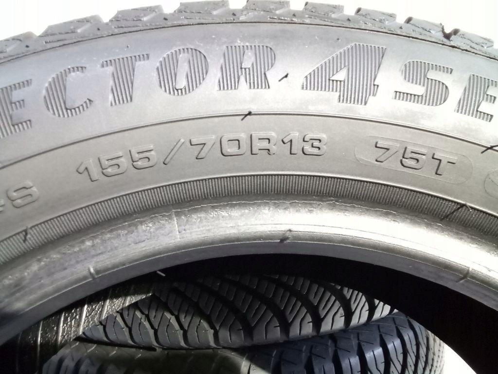 gume Goodyear Vector 4Seasons 155/70/13 75T 2021 7.6mm