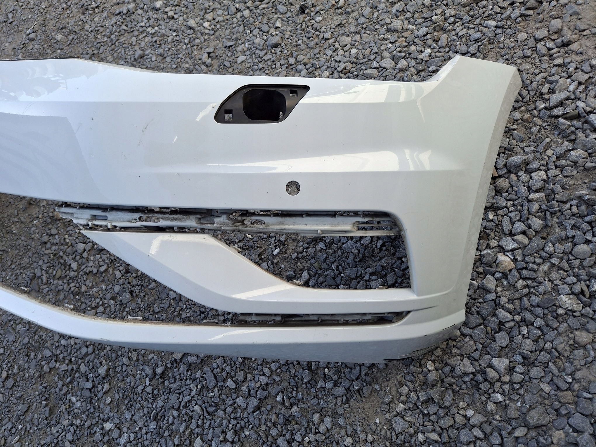 Frontstoßstange VW GOLF VII LIFT 2016R->