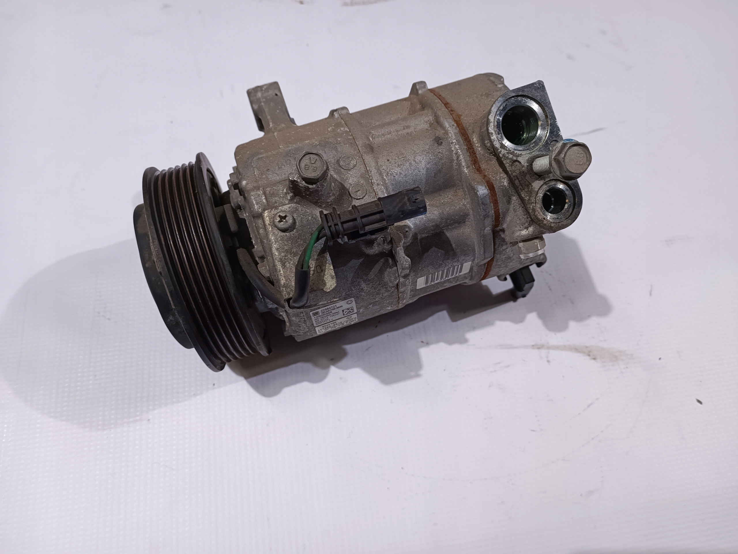 compressor; compressor of the air conditioning Chevrolet Camaro 3.6 v6 2016