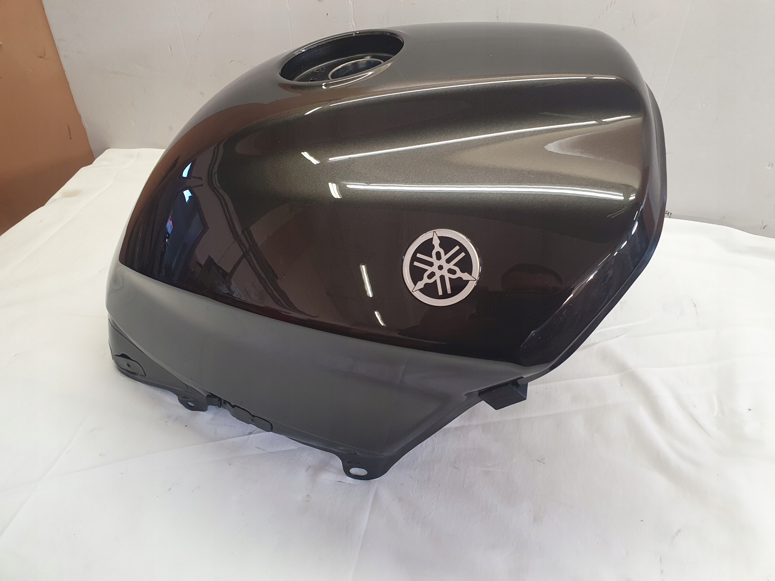 ПАЛИВНИЙ БАК YAMAHA FJR1300 FJR 1300 06-12