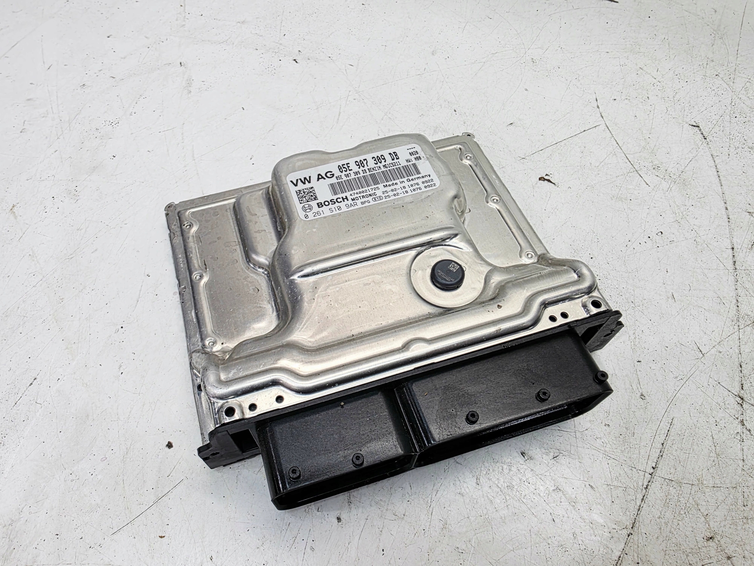 computer control unit of the engine AUDI A3 8Y 1.5 TFSI 05E907309DB