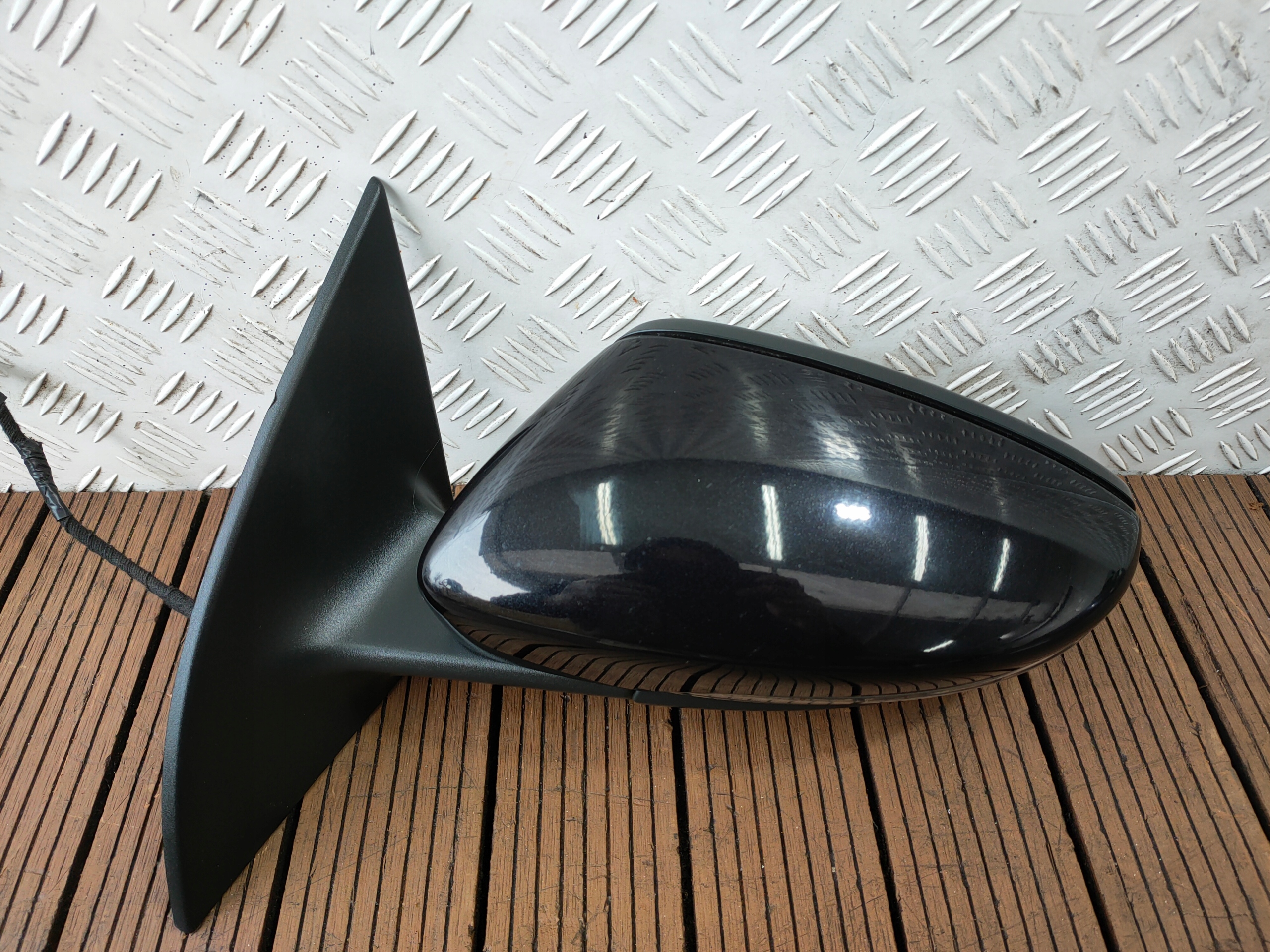 VW SCIROCCO III 08-17 mirror left 9-PIN colour LC9X EUROPA OE