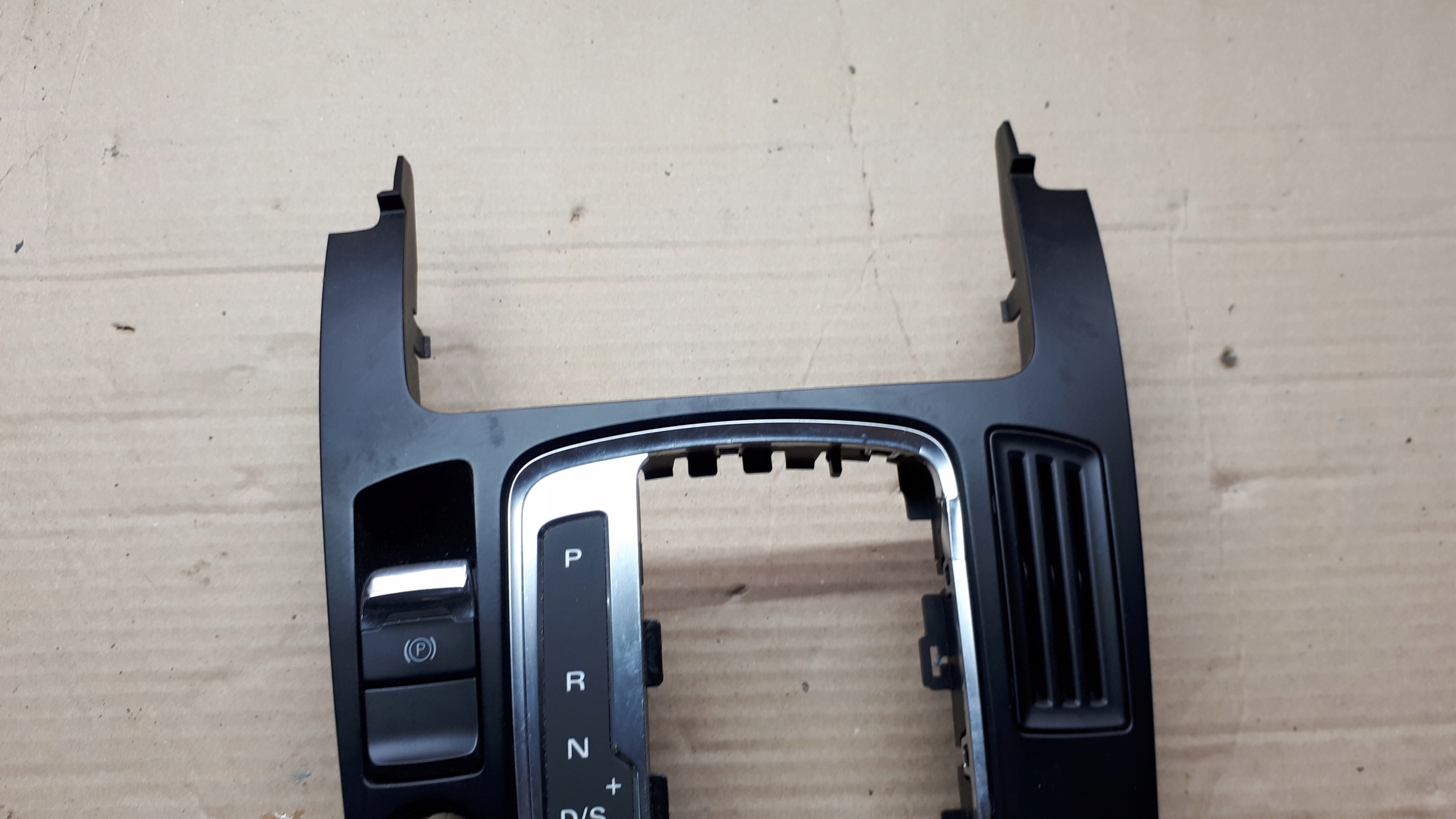 S4 B8 LIFT A4 control panel MMI 8T0919611L A5