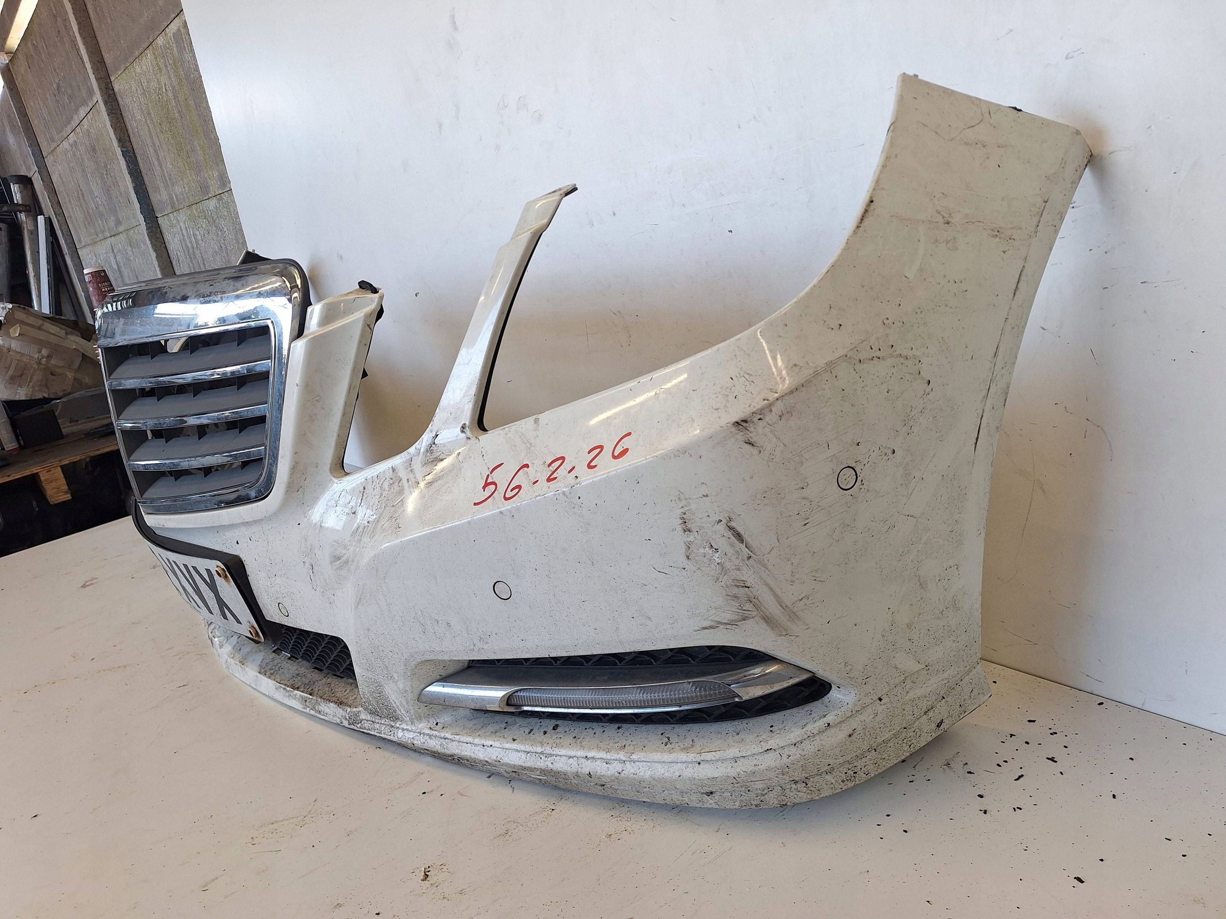 MERCEDES E-KLASA W212 09-13 bumper LED + PDC A2128850025