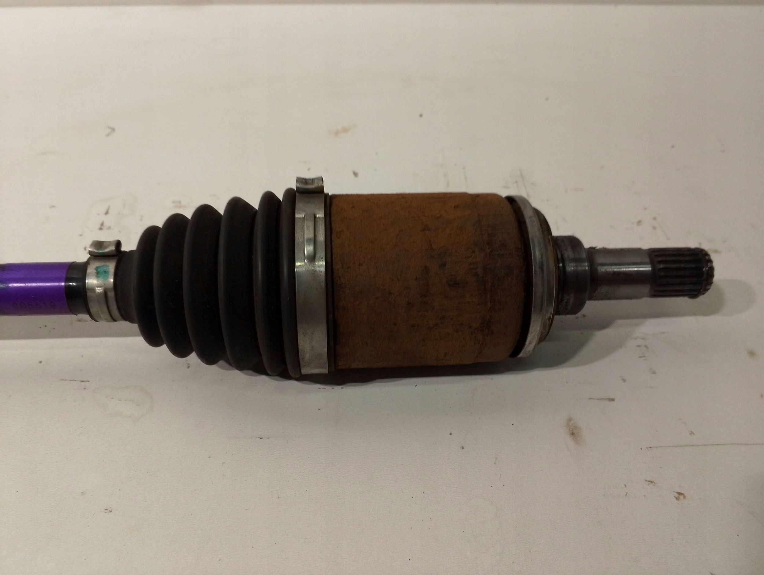 Honda CR-V V semi-axis rear right (A307)