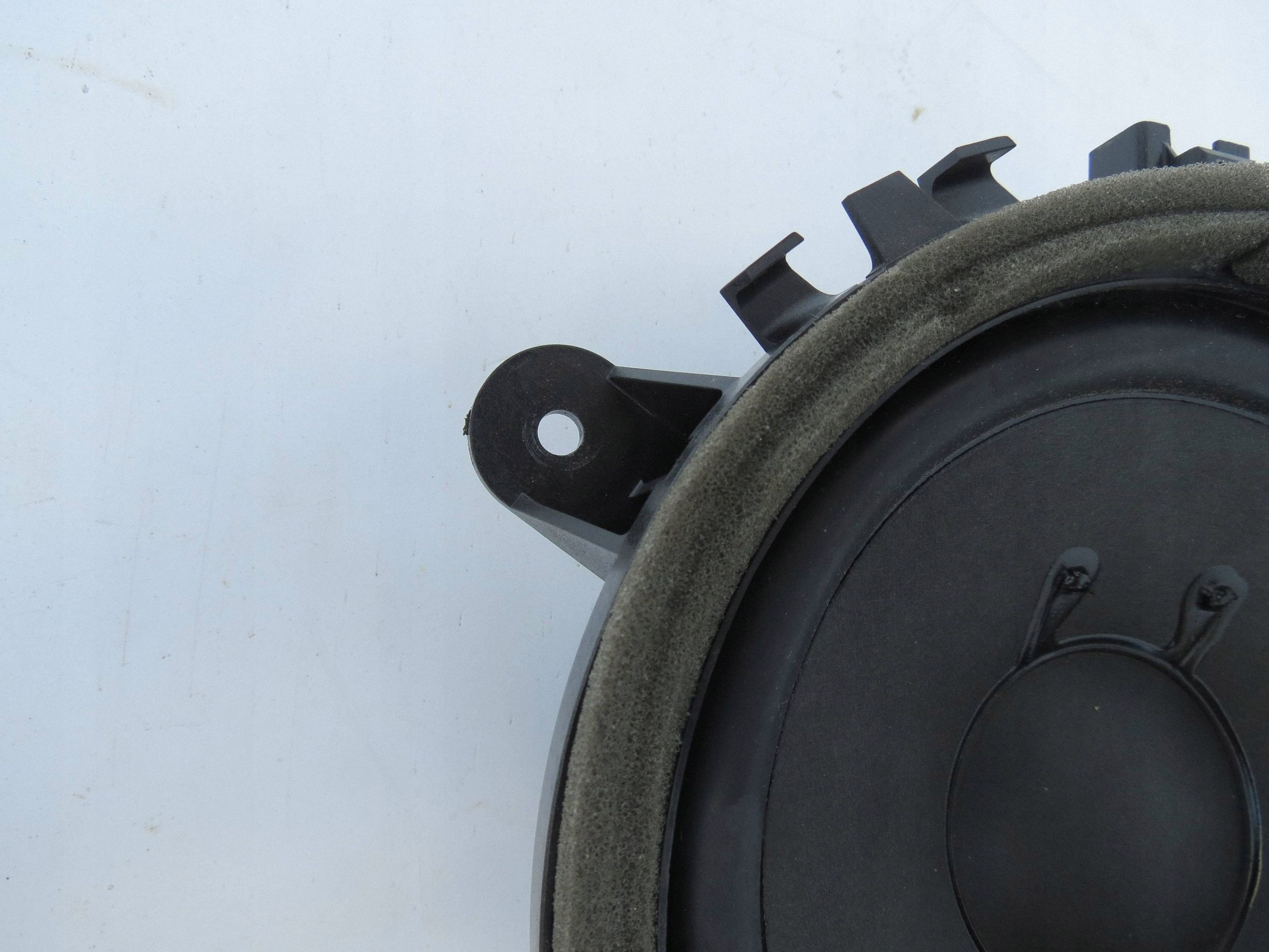 speaker door left front VOLVO XC60 30657445