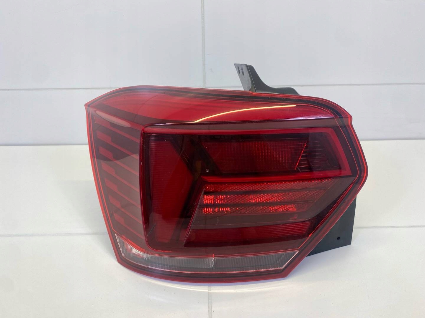 light rear left side Volkswagen Polo 6 2020 2G0945095B