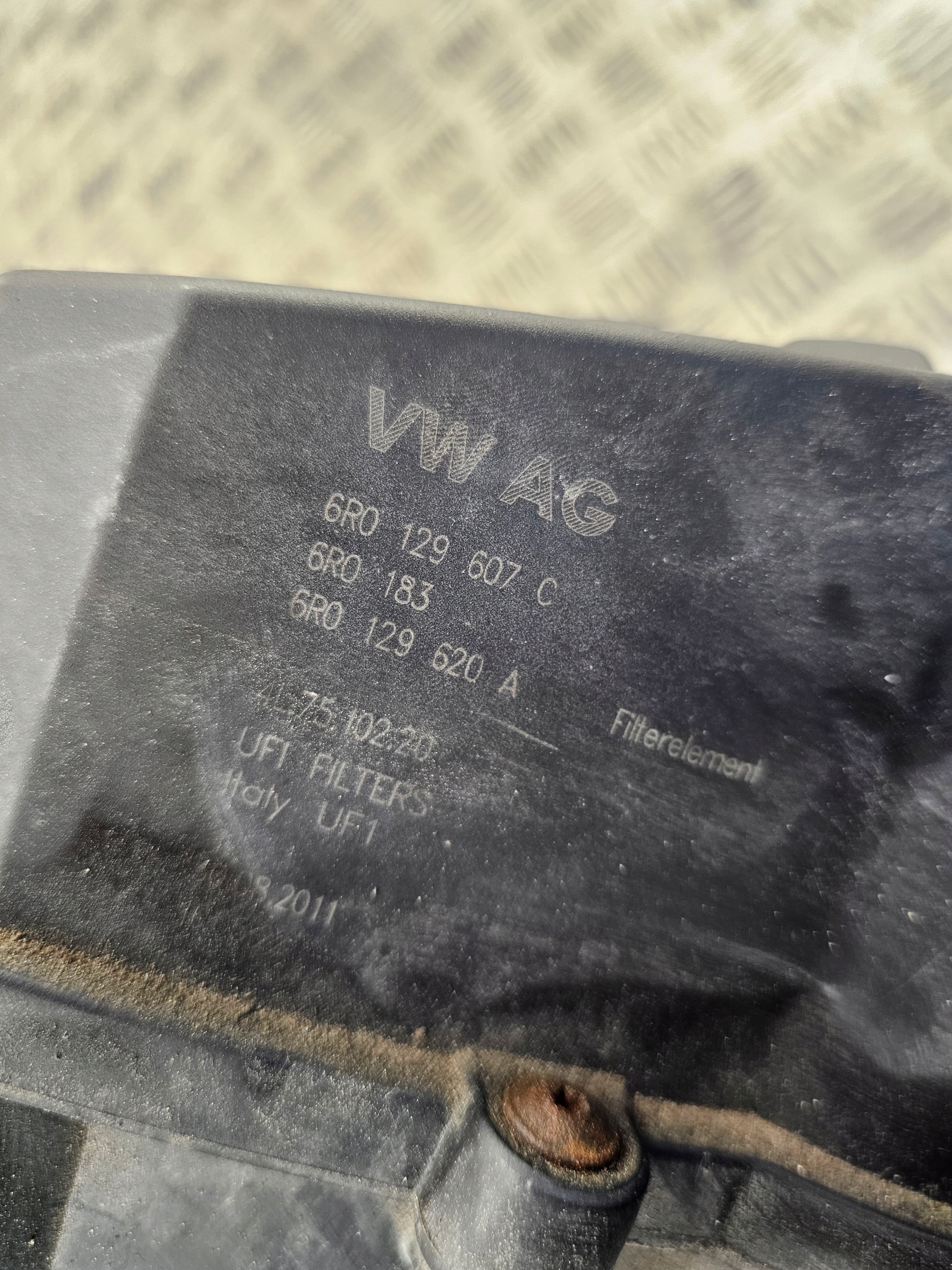 Volkswagen OE 6R0129607C Gehäuse filter luft