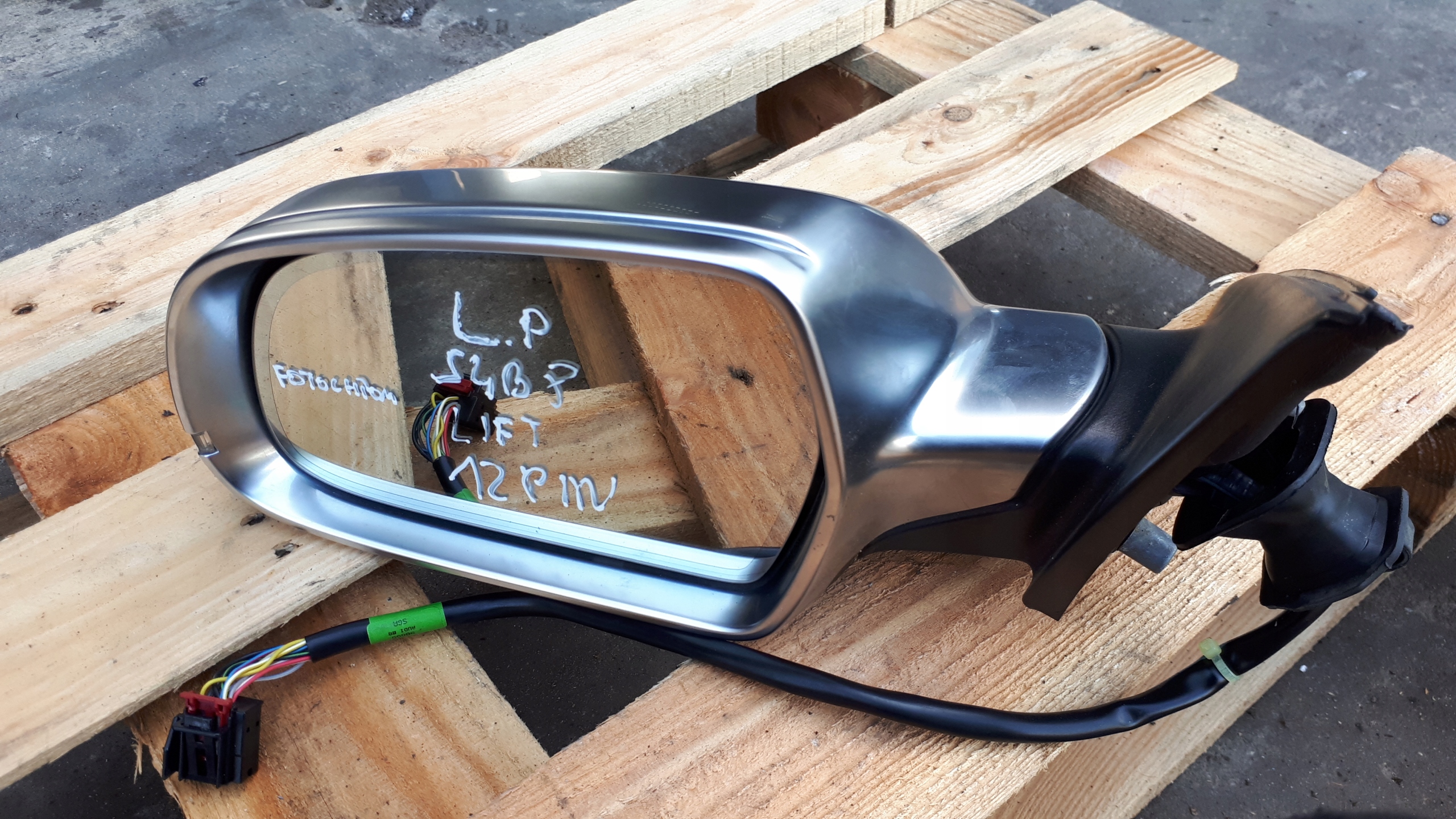 S4 B8 LIFT mirror left front CHROM FOTOCHROM