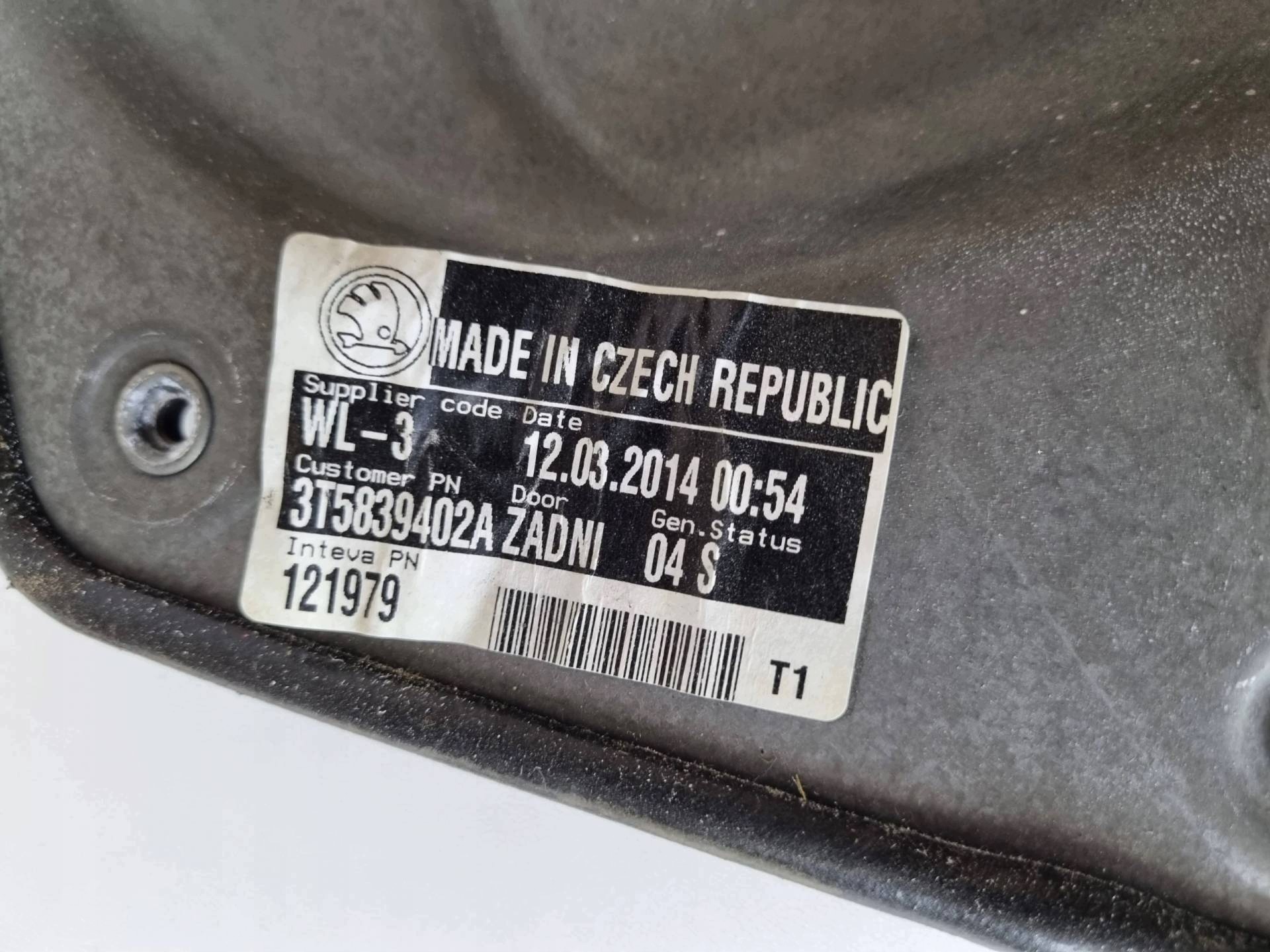 window regulator electrical rear part right side Skoda Superb 2 facelift 3T