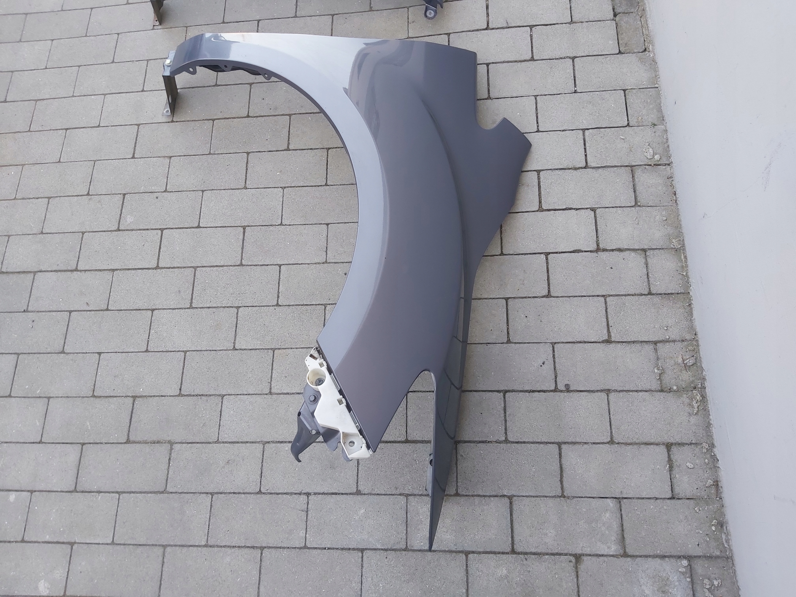 fender front right front MAZDA CX-7 CX7 32S